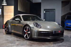 Porsche 992 Carrera 4S