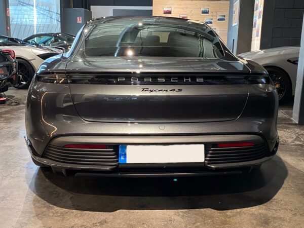 Porsche Taycan 4S