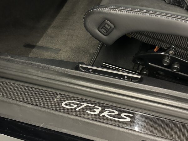 Porsche 991 GT3 RS "PAQUETE WEISSACH" - Imagen 22