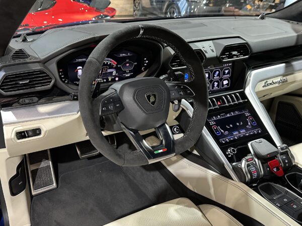 Lamborghini Urus - WCM Barcelona