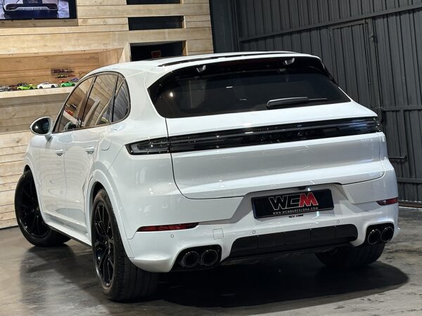 Porsche Cayenne Hybrid 2024 - WCM Barcelona