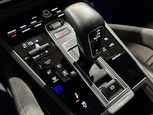 Porsche Cayenne Coupé Turbo S Hybrid 2021 - Imagen 21