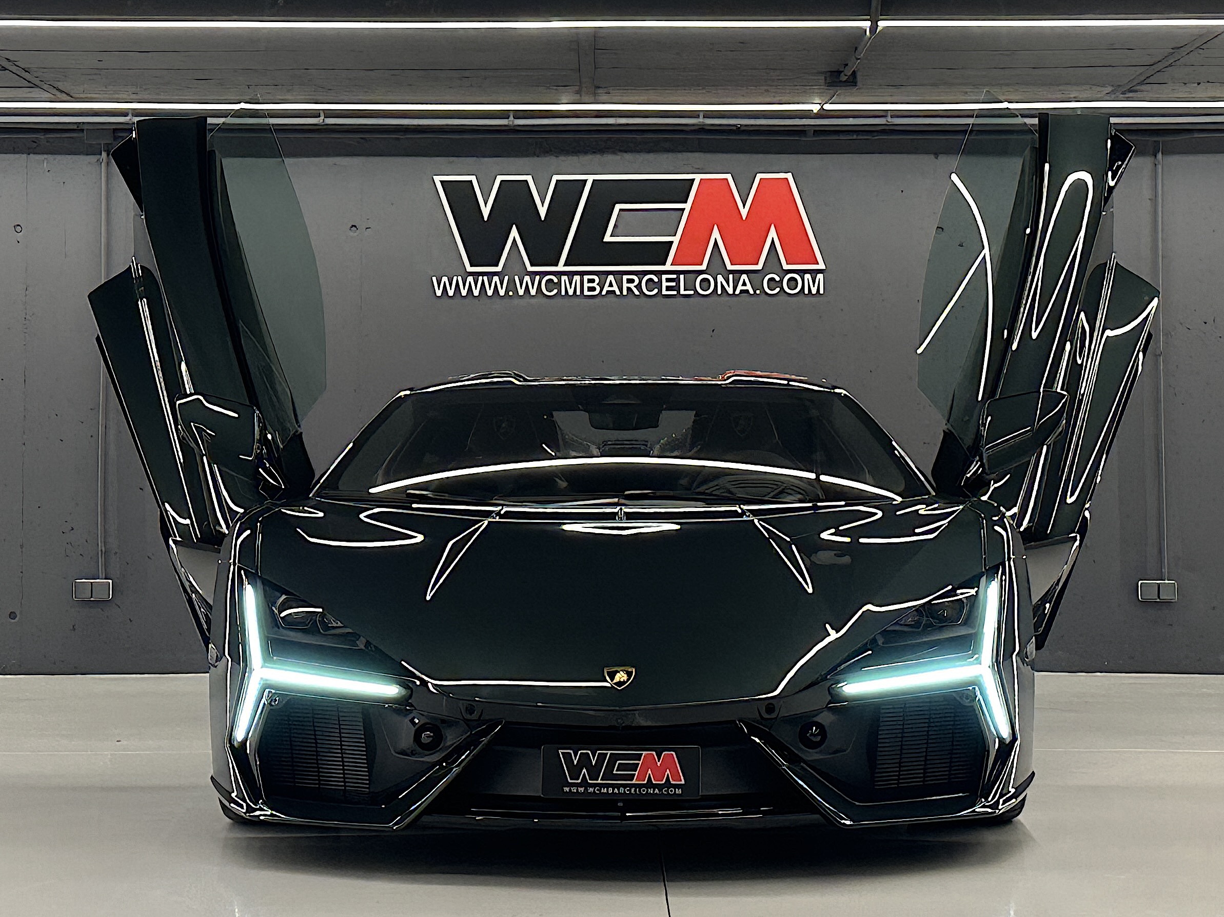 Lamborghini Revuelto "900 KM - NACIONAL" - Imagen 3