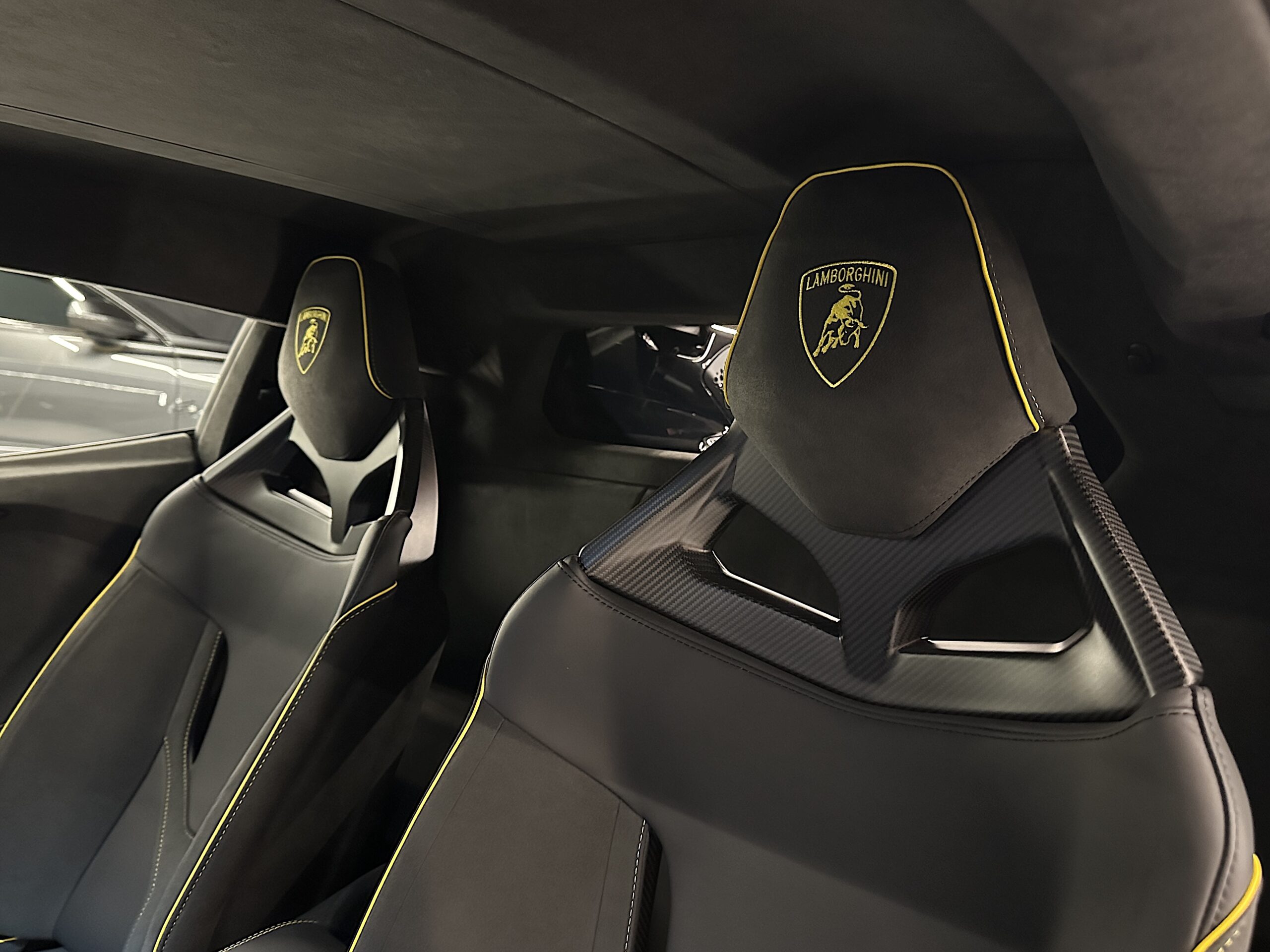 Lamborghini Revuelto "900 KM - NACIONAL" - Imagen 16