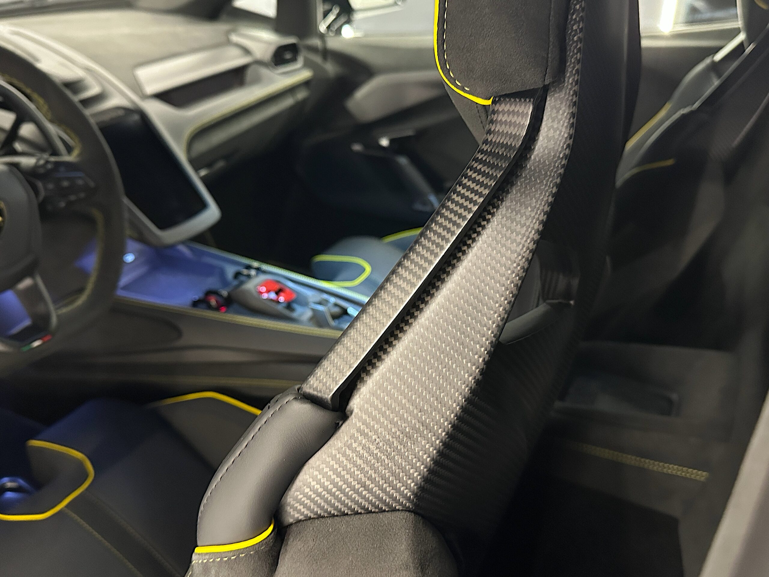 Lamborghini Revuelto "900 KM - NACIONAL" - Imagen 27