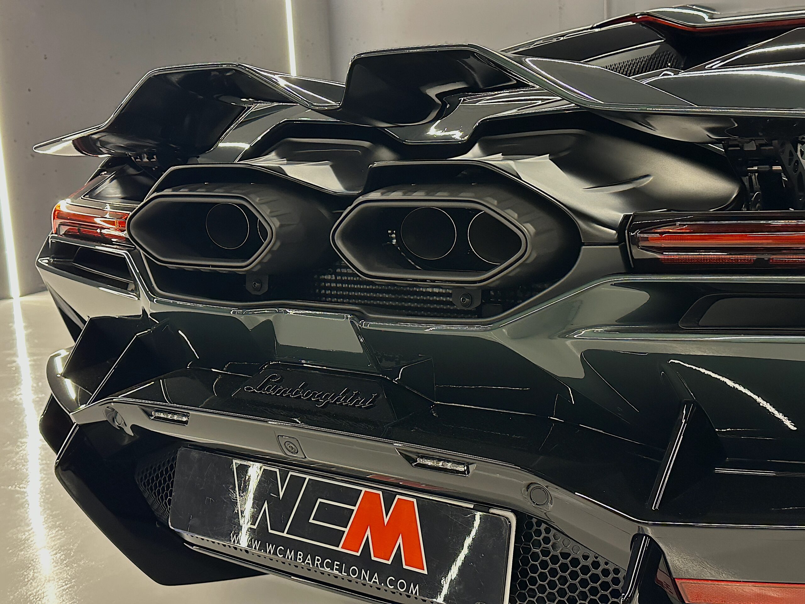 Lamborghini Revuelto "900 KM - NACIONAL" - Imagen 30