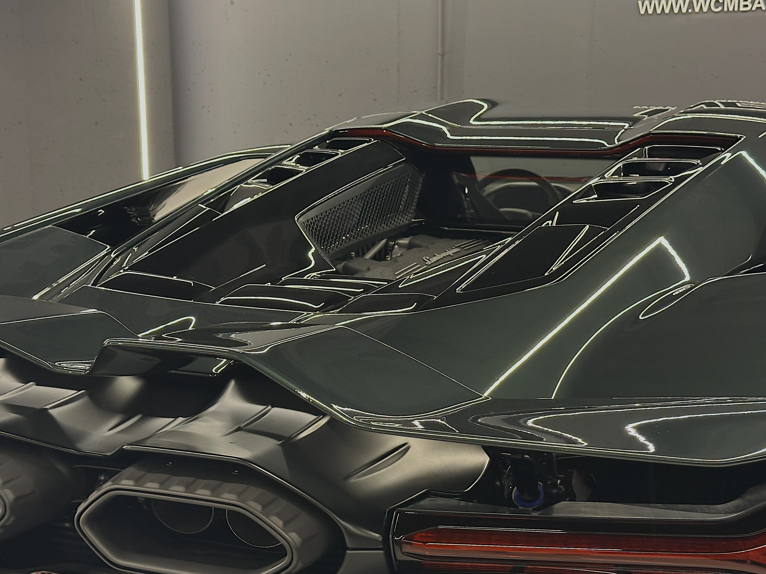 Lamborghini Revuelto "900 KM - NACIONAL" - Imagen 36