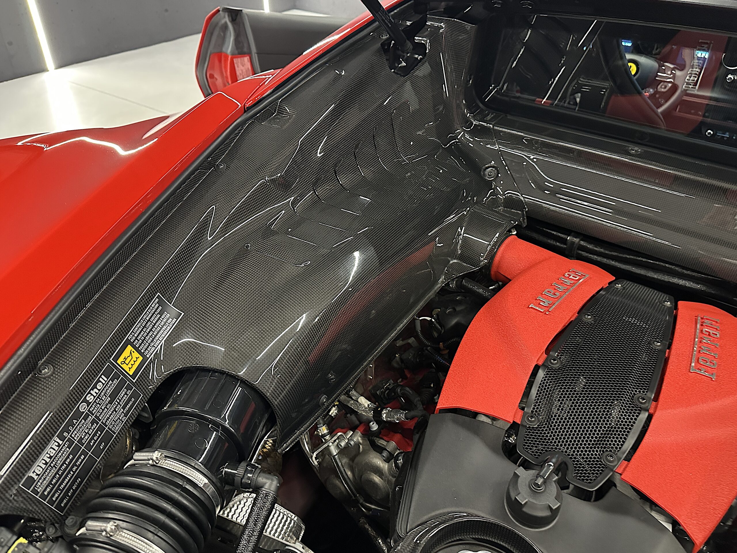 Ferrari F8 Tributo 2023 "4.000 Km - FULL CARBONO" - Imagen 41