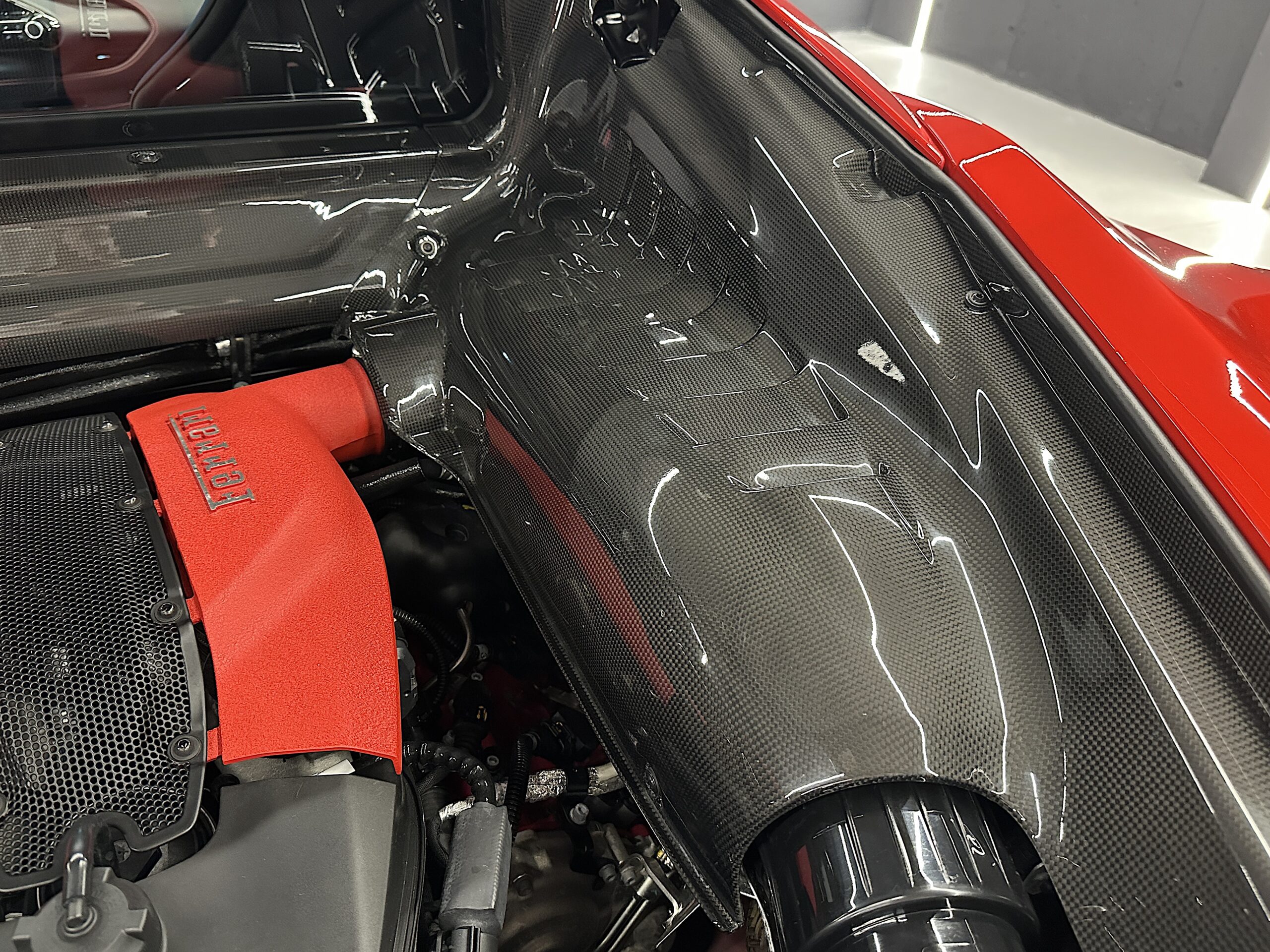 Ferrari F8 Tributo 2023 "4.000 Km - FULL CARBONO" - Imagen 33