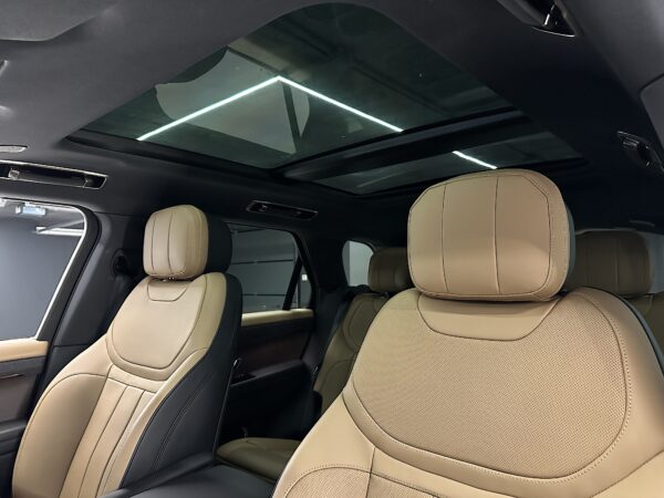 Range Rover Sport P460e SE - WCM BARCELONA