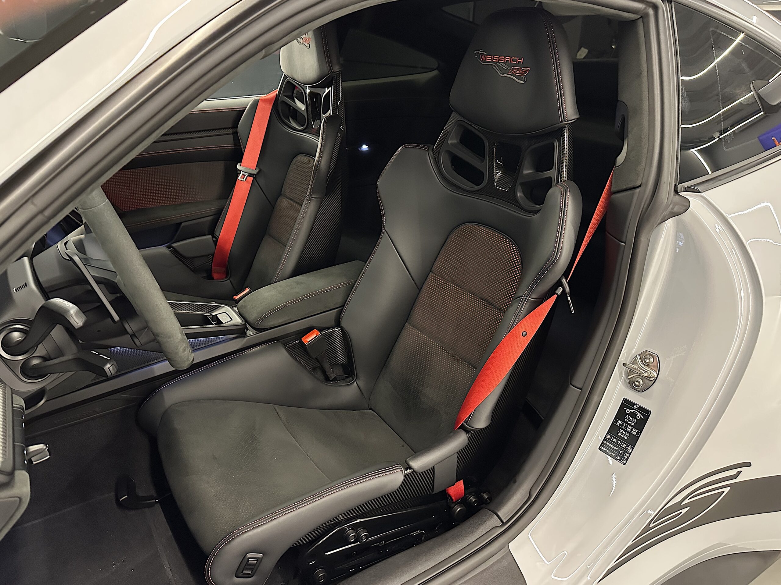 Porsche 992 GT3 RS 2025 "WEISSACH + FRENOS CERAMICOS" - Imagen 13