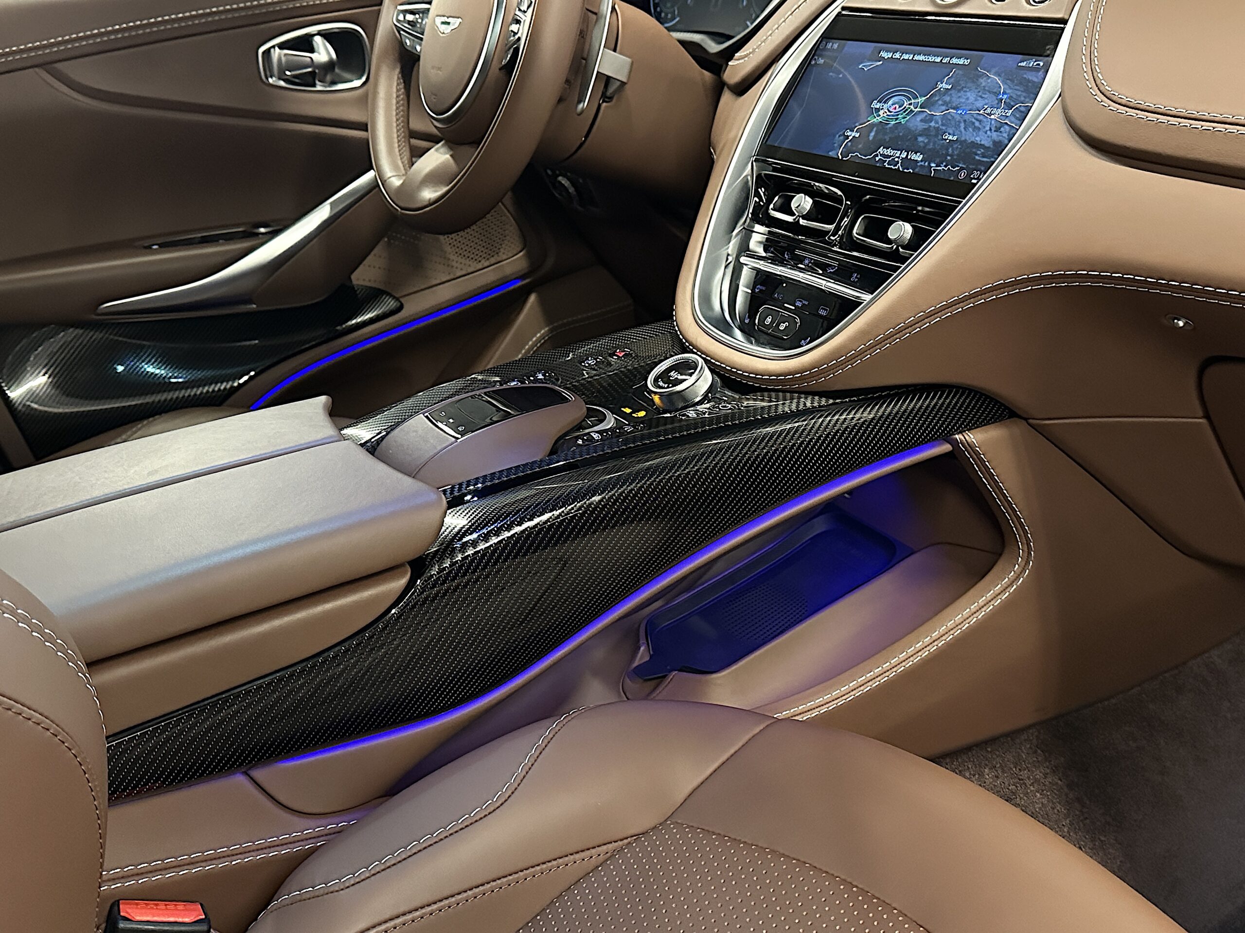 Aston Martin DBX707 2023 "IVA DEDUCIBLE" - Imagen 21