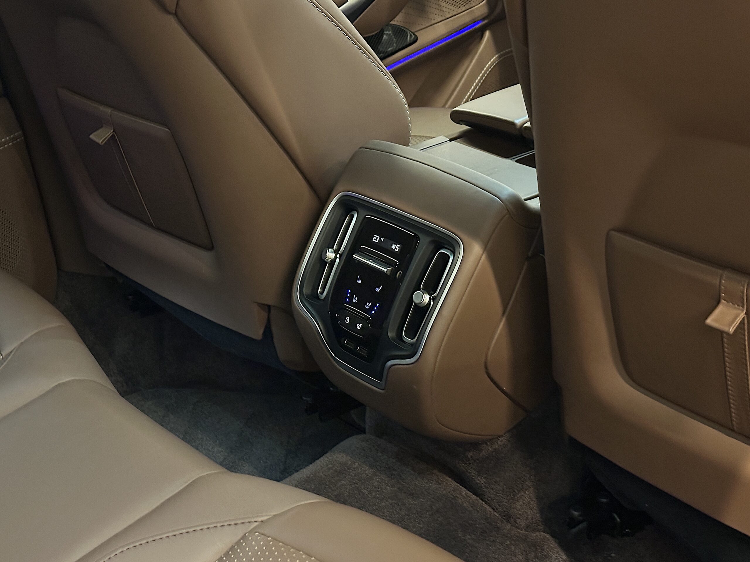 Aston Martin DBX707 2023 "IVA DEDUCIBLE" - Imagen 24