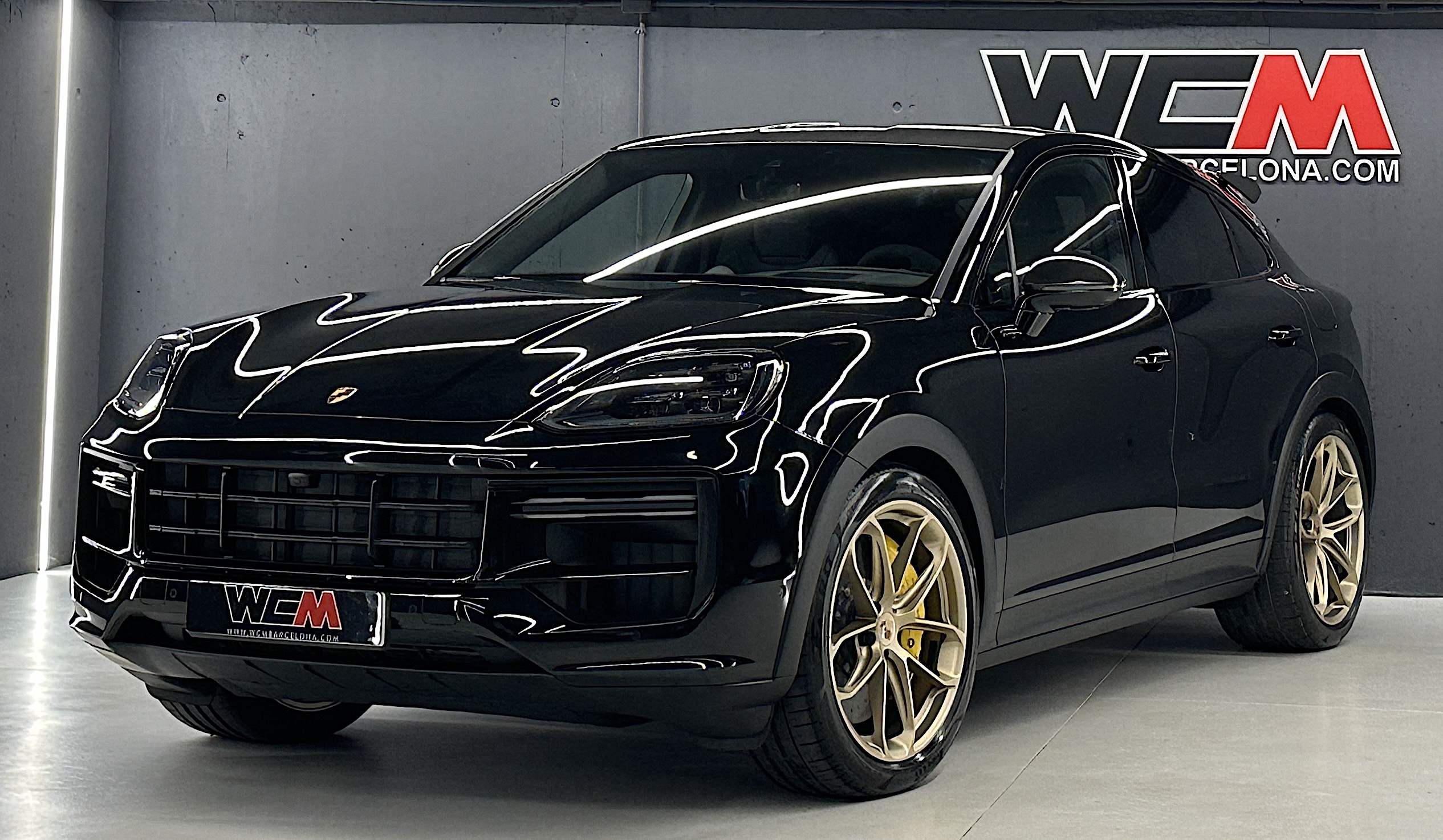 Porsche Cayenne Coupé Turbo E-Hybrid PACK GT 2025 - Imagen 3