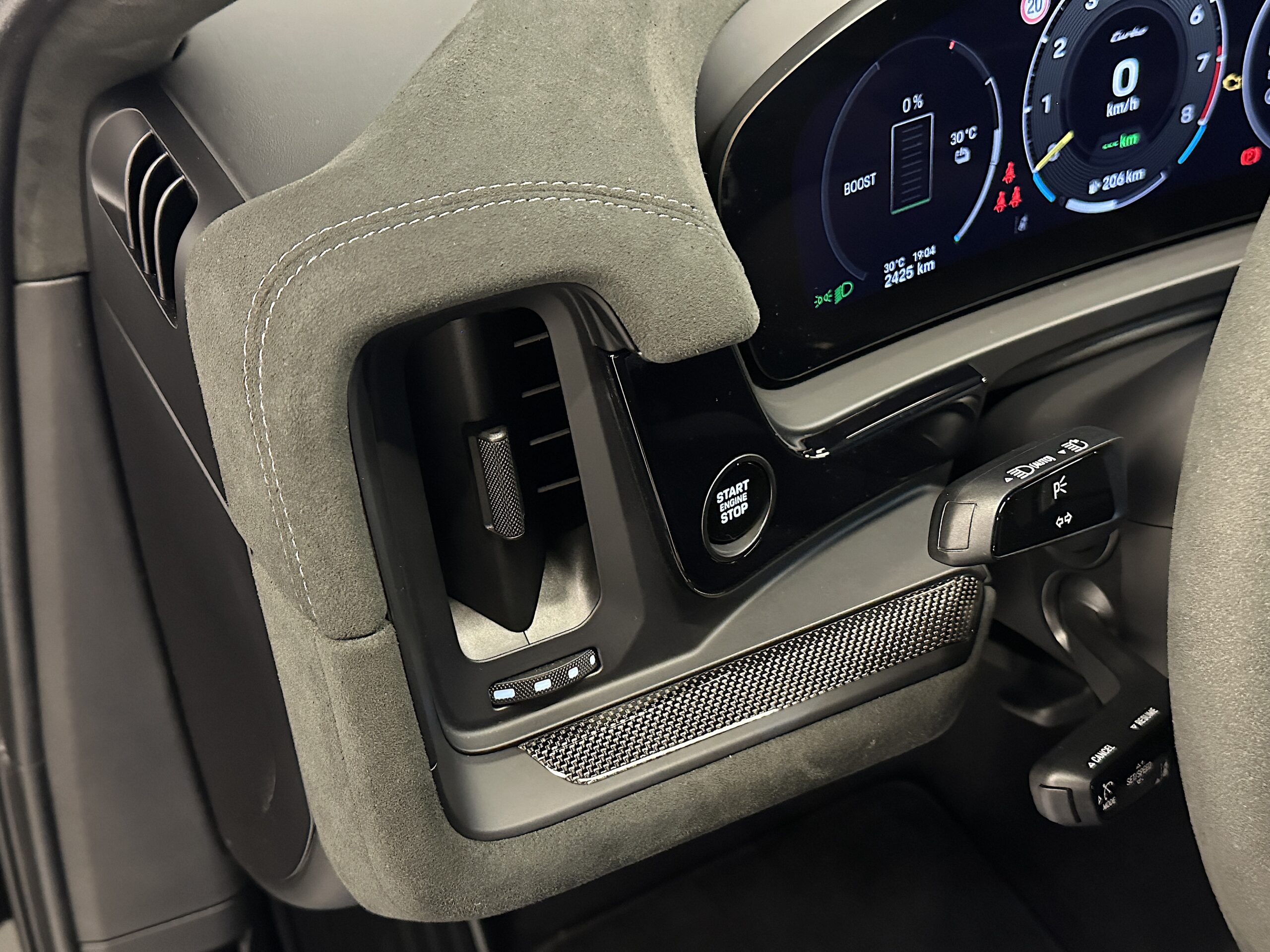 Porsche Cayenne Coupé Turbo E-Hybrid PACK GT 2025 - Imagen 20