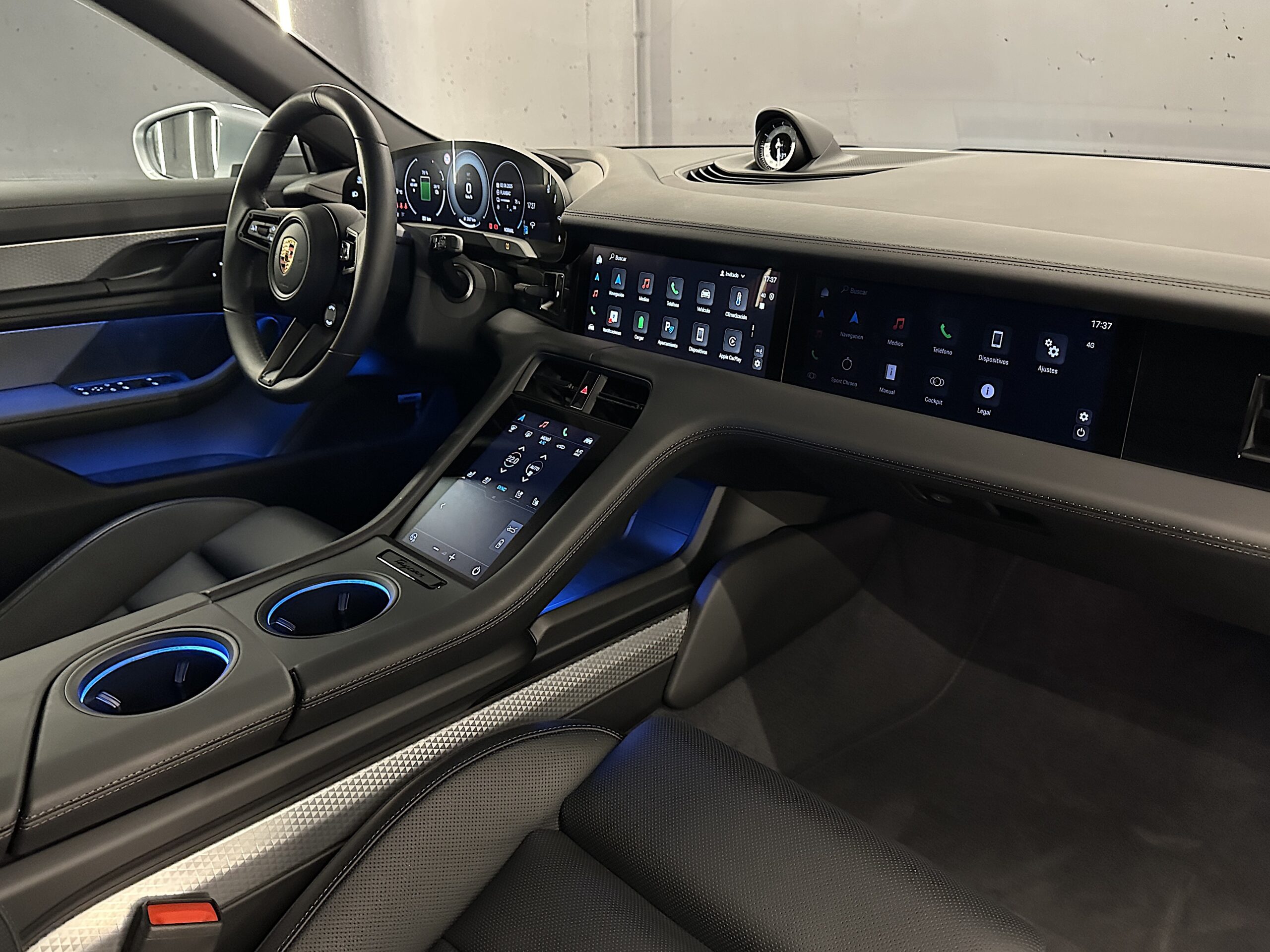 Porsche Taycan 4 Cross Turismo 2025 JII - "Nuevo a estrenar" - Imagen 11
