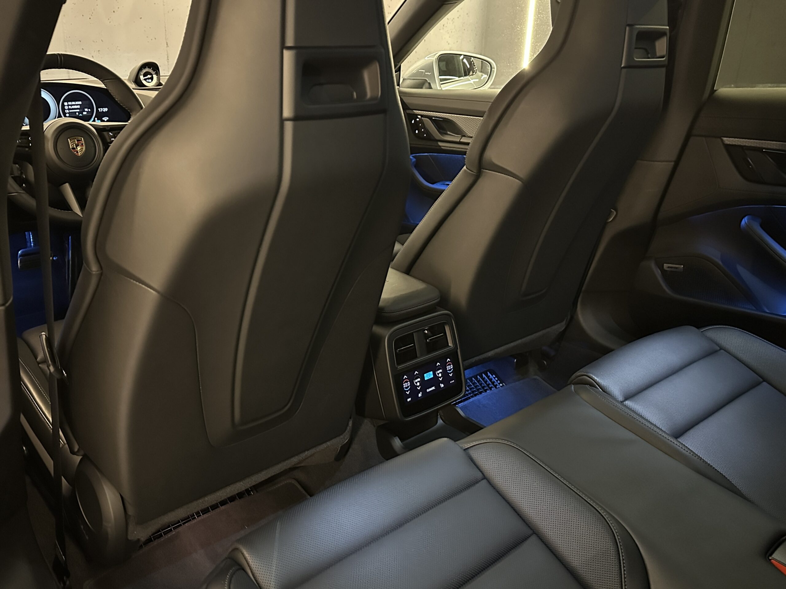 Porsche Taycan 4 Cross Turismo 2025 JII - "Nuevo a estrenar" - Imagen 20