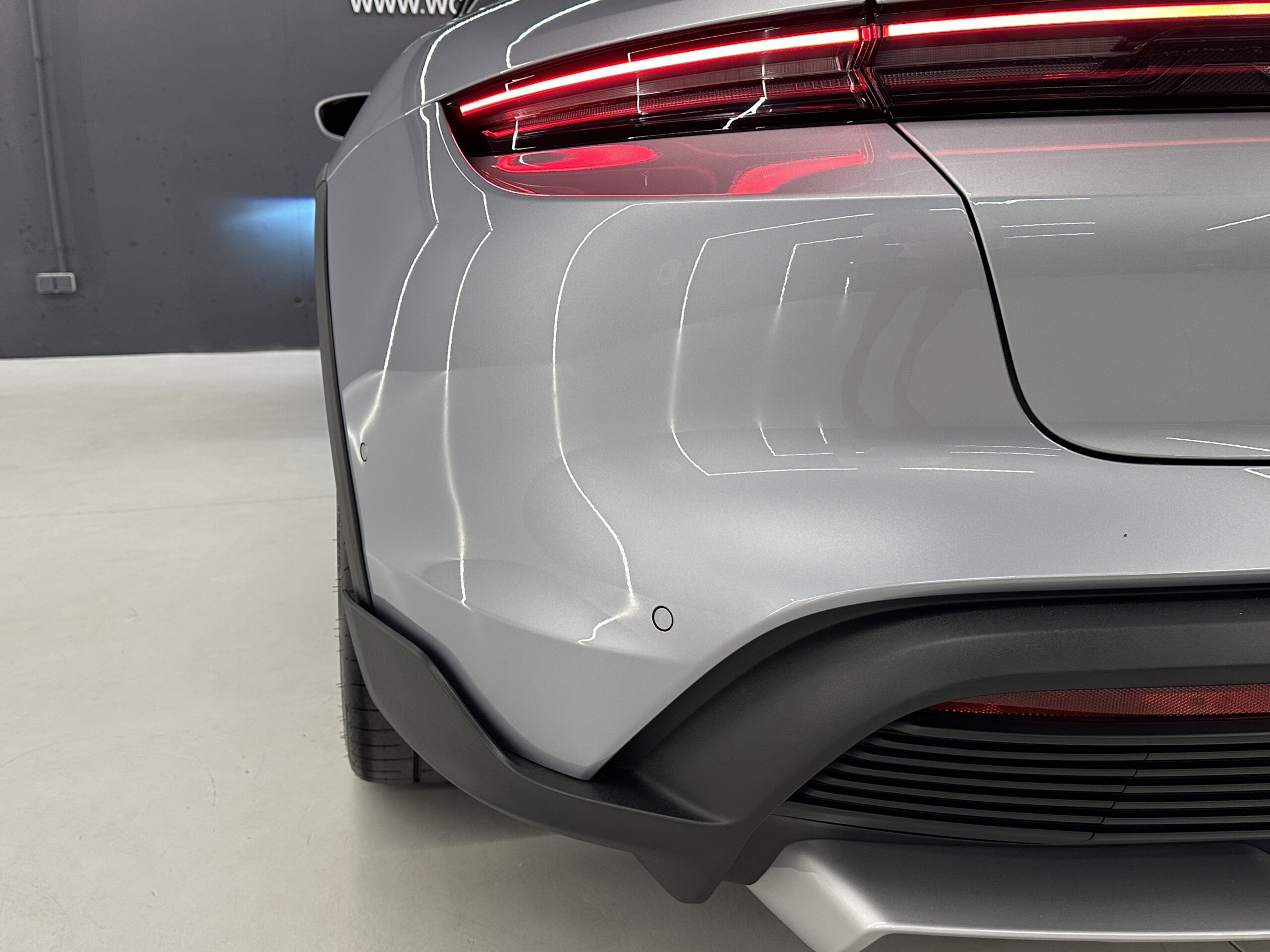 Porsche Taycan 4 Cross Turismo 2025 JII - "Nuevo a estrenar" - Imagen 25