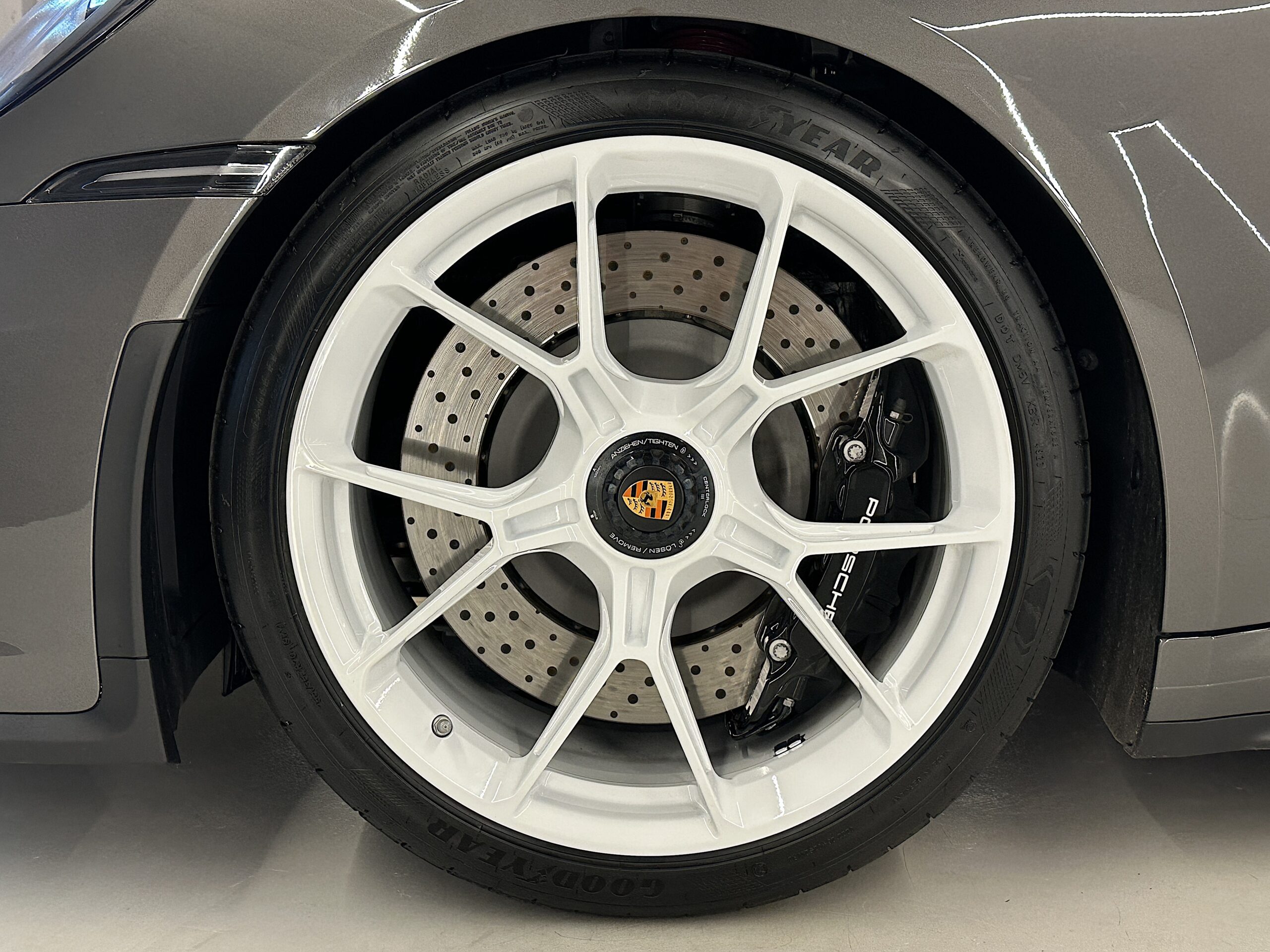Porsche 992 GT3 Touring "Look S/T" - WCM Barcelona