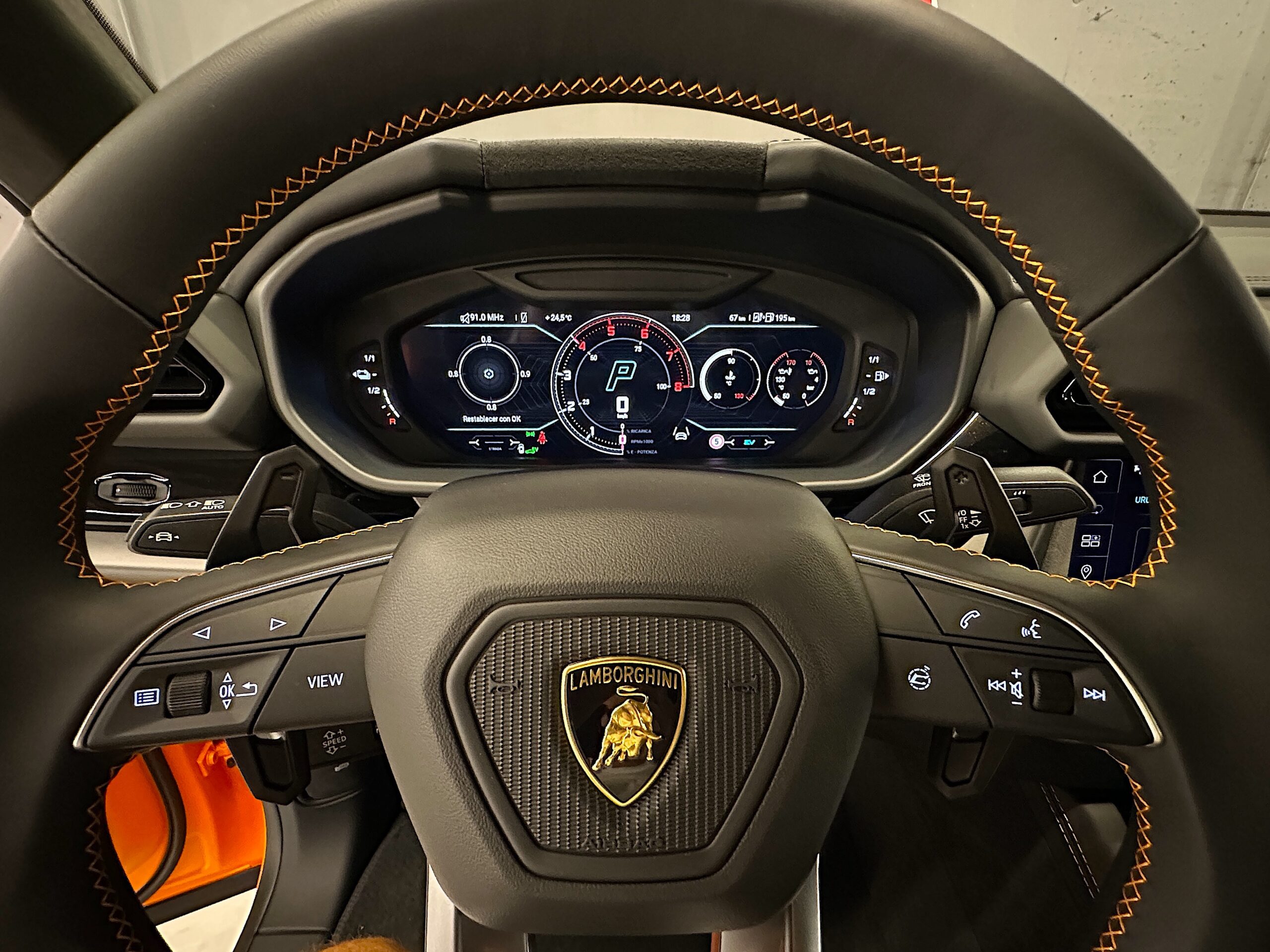 Lamborghini Urus SE 2025 "NACIONAL - A ESTRENAR" - Imagen 15