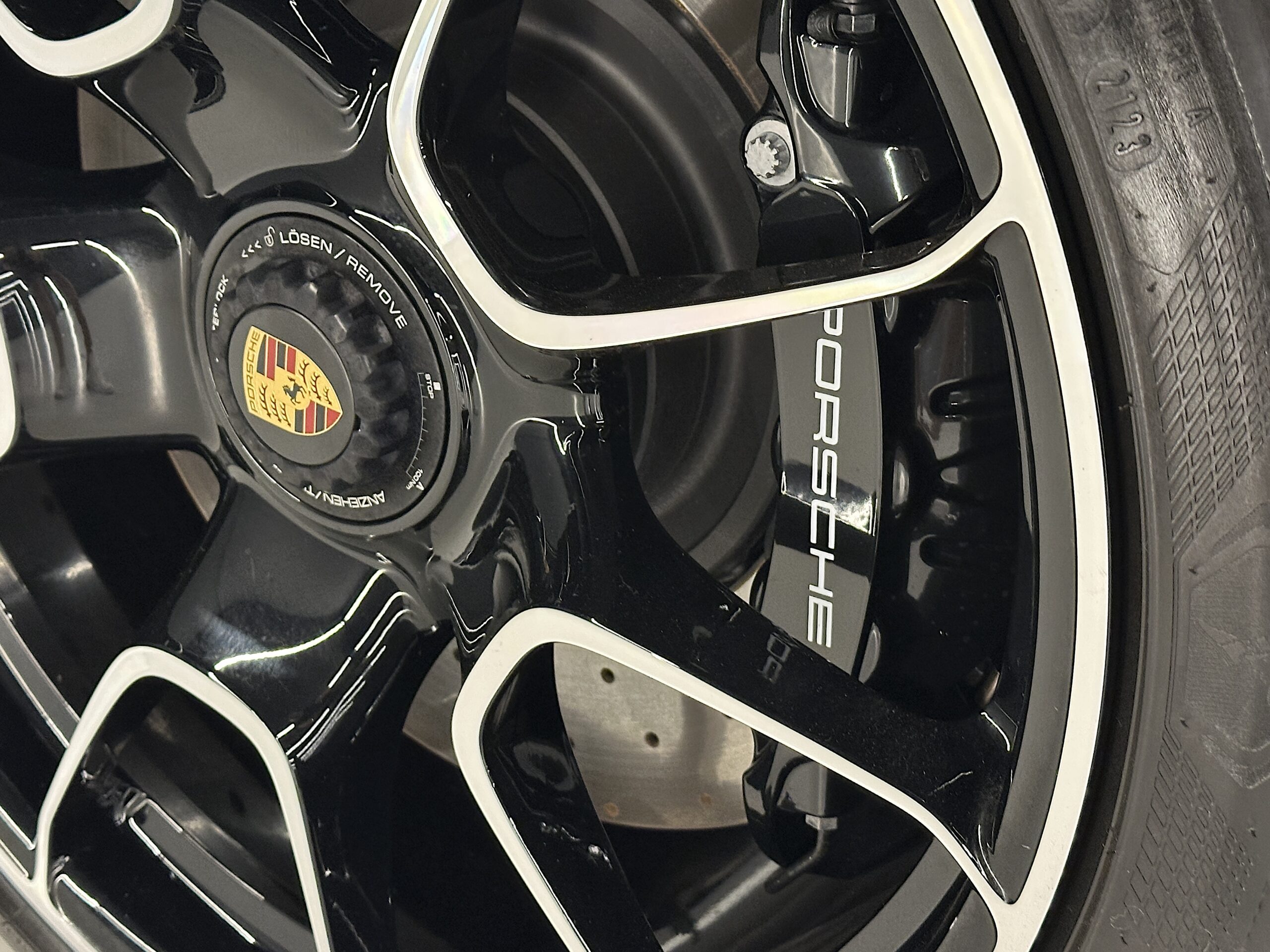 Porsche 992 Turbo Cabrio 2024 - Imagen 11