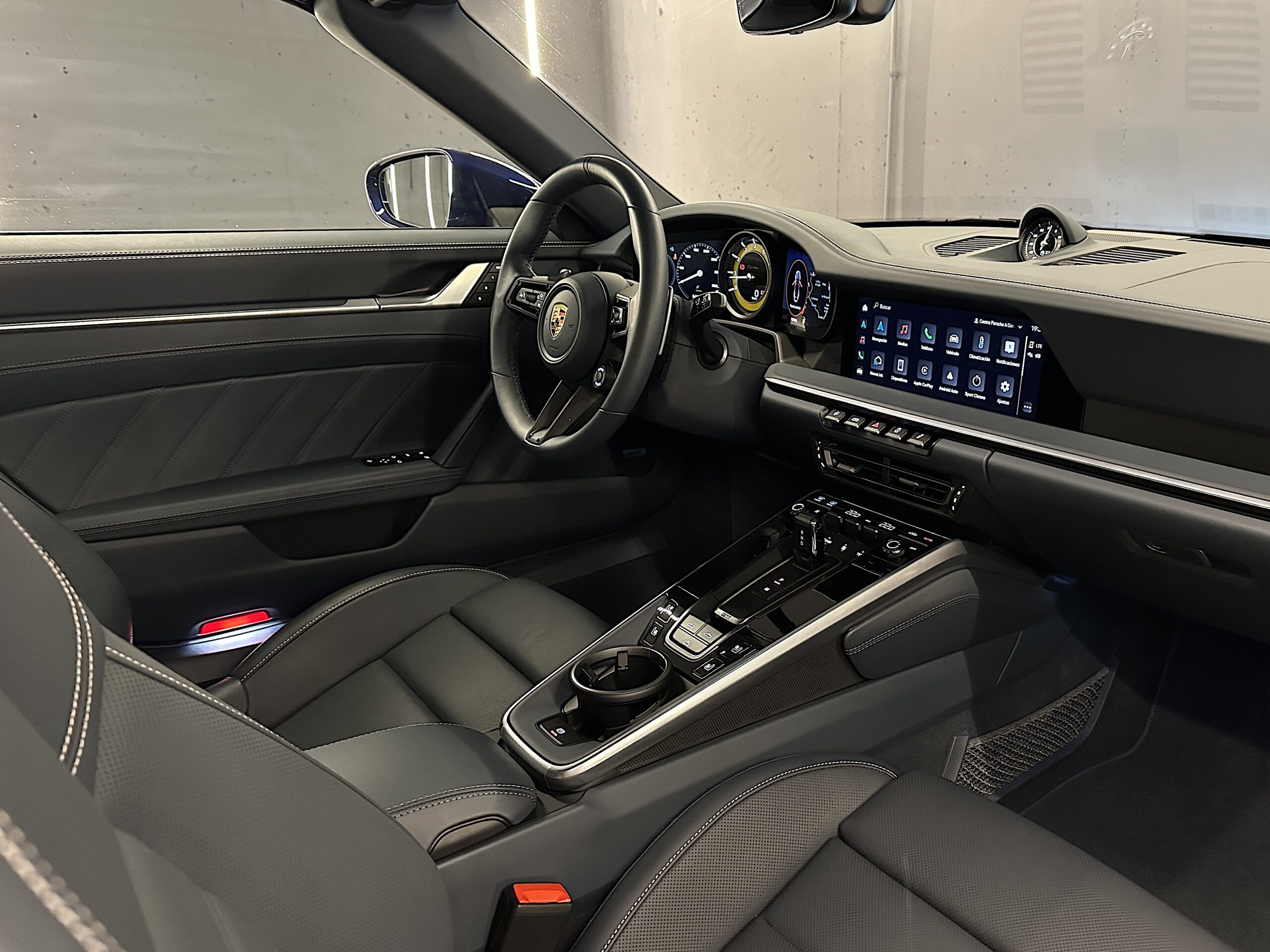 Porsche 992 Turbo Cabrio 2024 - Imagen 13