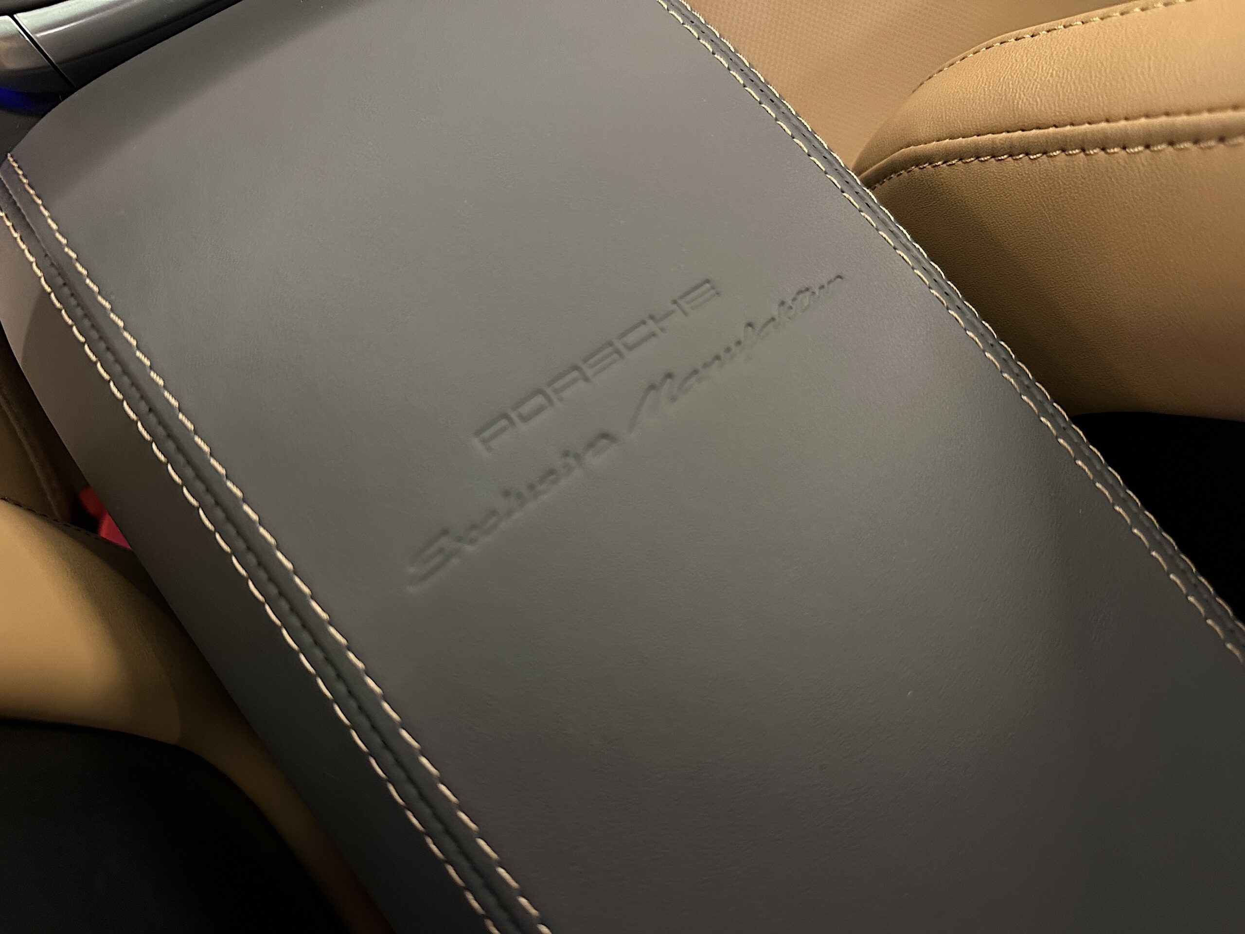 Porsche 992 C4 GTS 2023 - WCM Barcelona - Aventurine - Exclusive Manufaktur
