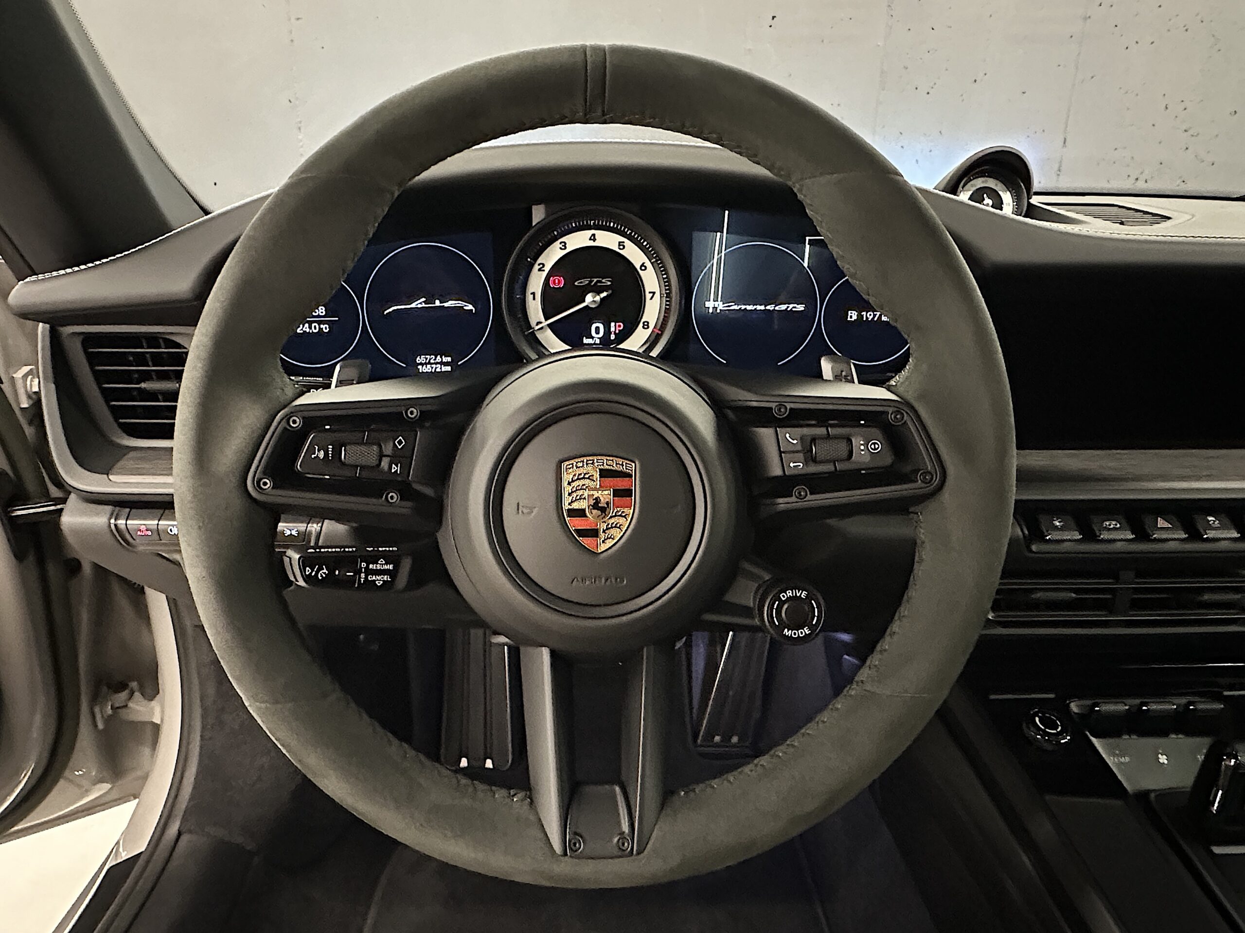 Porsche 992 C4 GTS Cabrio 2023 - WCM Barcelona