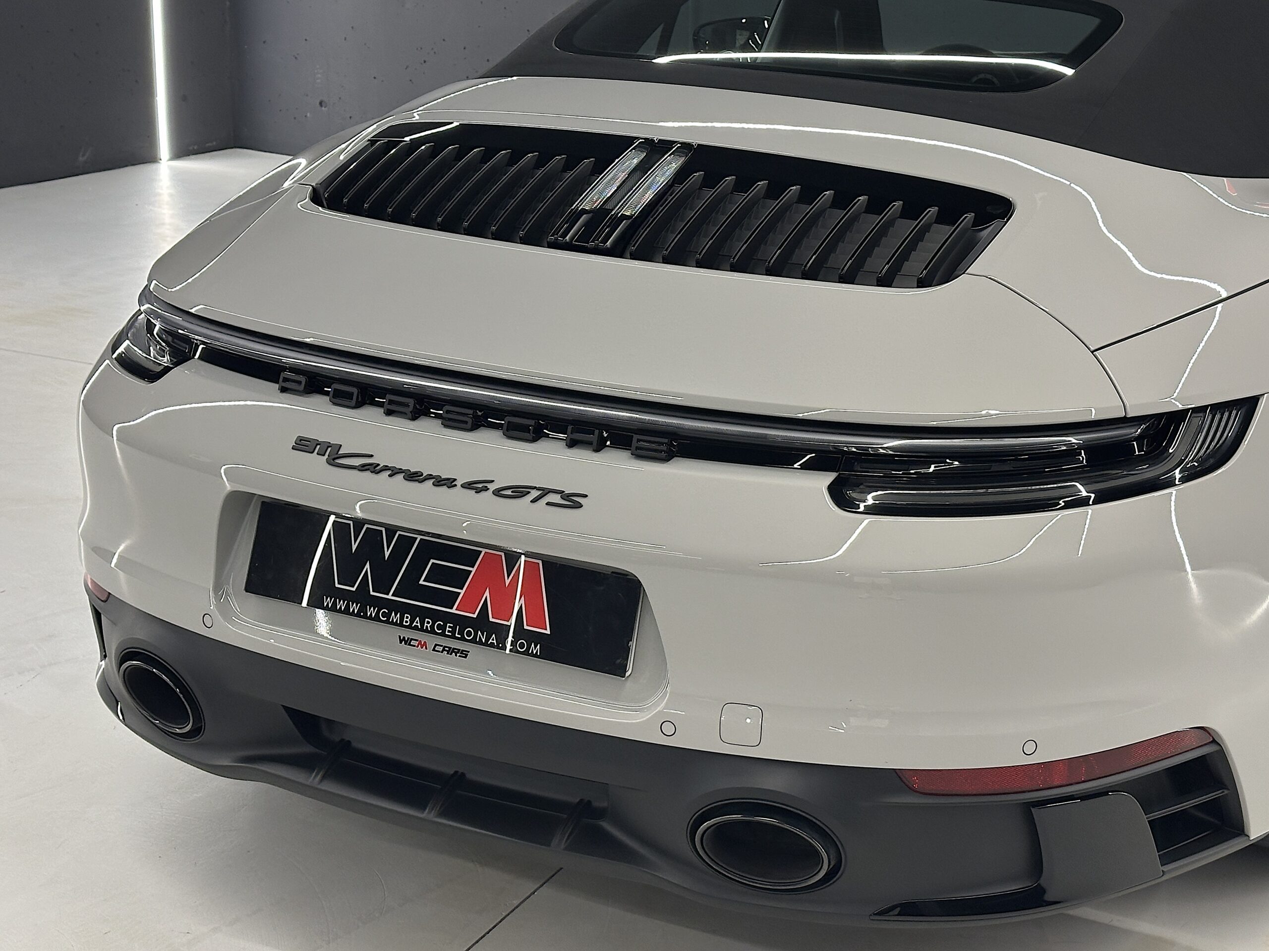 Porsche 992 C4 GTS Cabrio 2023 - WCM Barcelona