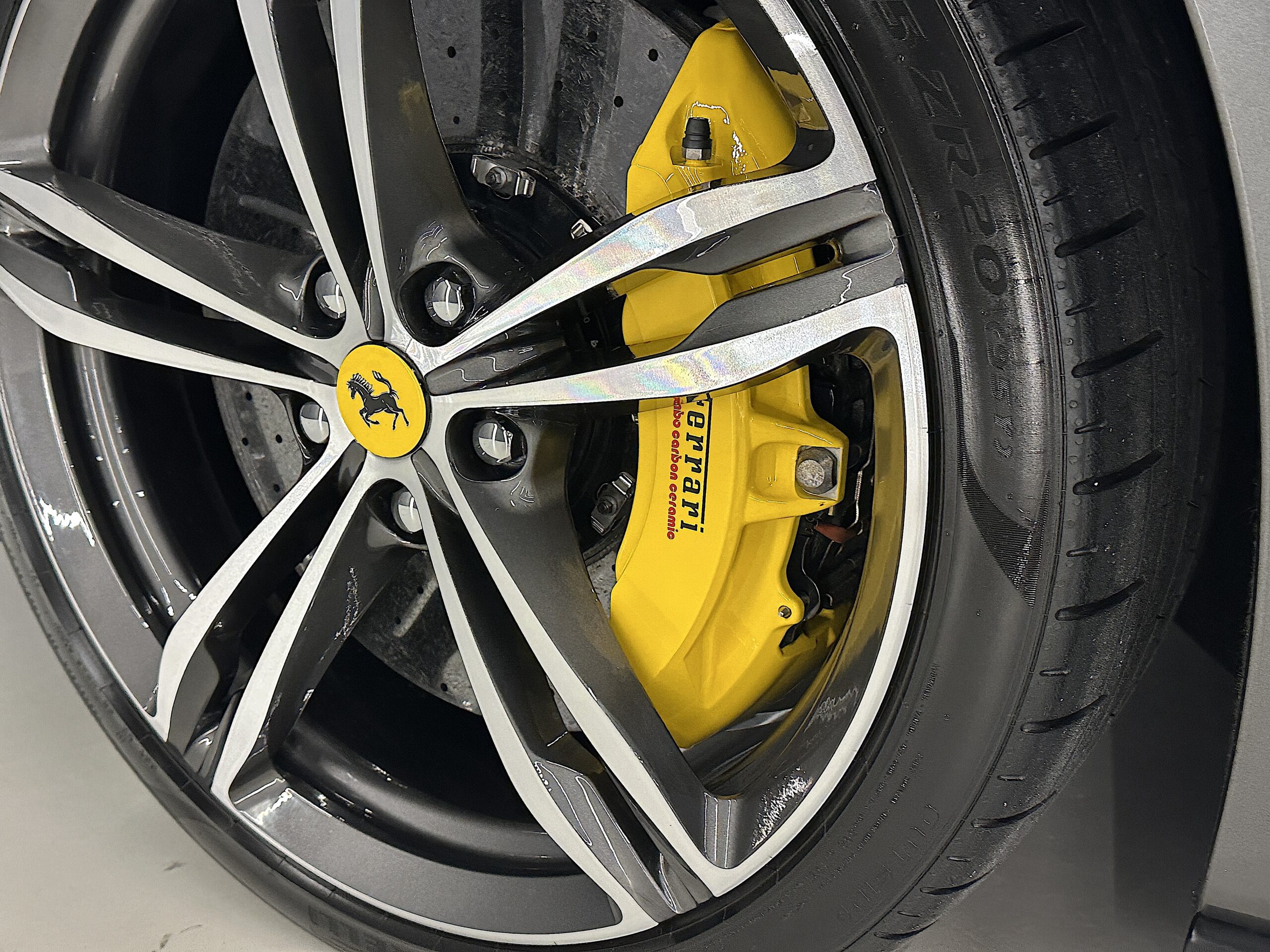 Ferrari GTC4Lusso T 2021 "NACIONAL - 17.000 KM - 24 MESES GARANTIA" - Imagen 10