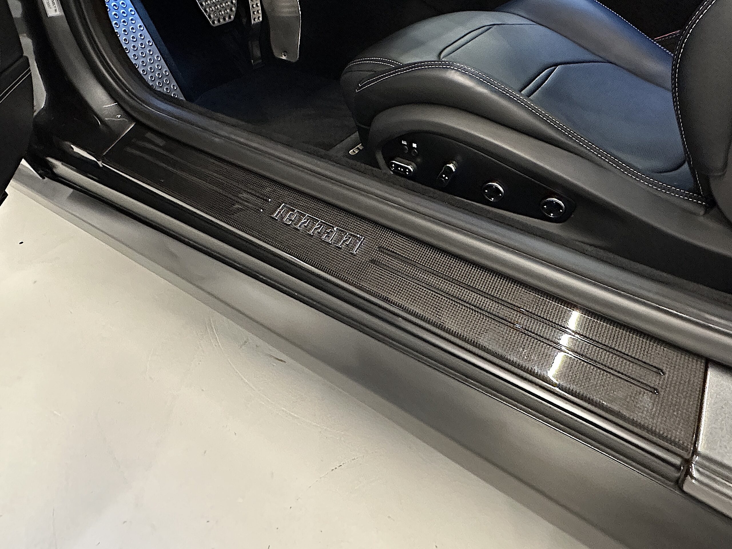 Ferrari GTC4Lusso T 2021 "NACIONAL - 17.000 KM - 24 MESES GARANTIA" - Imagen 24