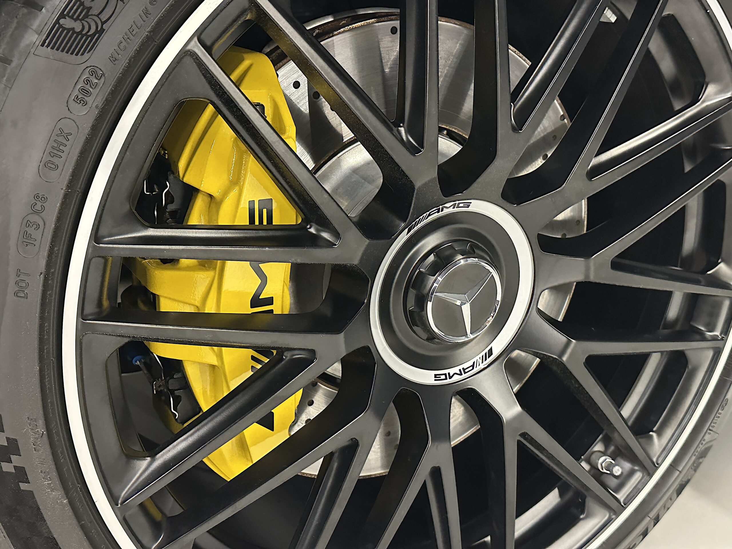 Mercedes SL 63 AMG 4MATIC+ 2023 "LIFT + BUCKETS + KIT AERODINAMICO" - Imagen 10