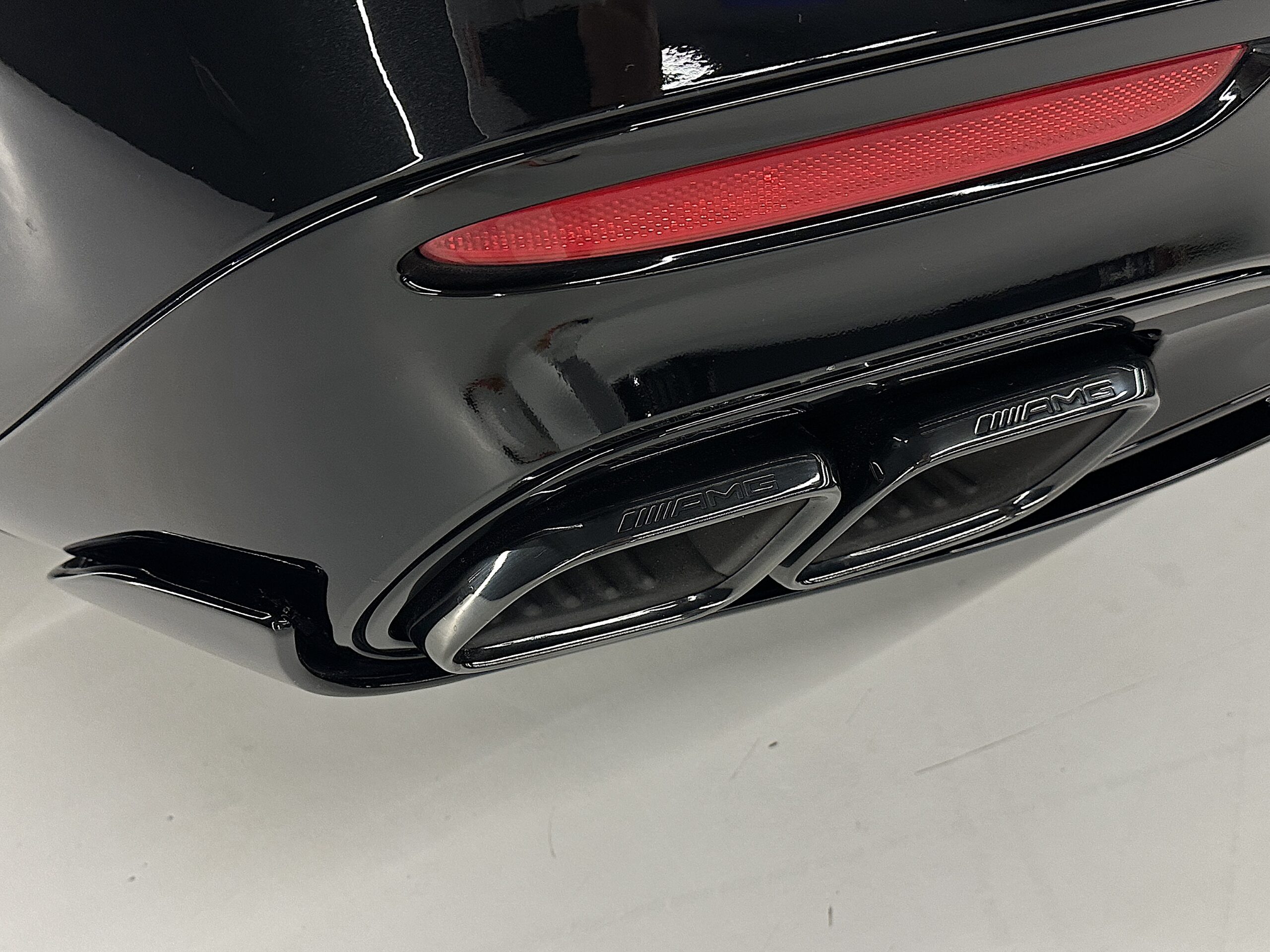 Mercedes SL 63 AMG 4MATIC+ 2023 "LIFT + BUCKETS + KIT AERODINAMICO" - Imagen 31