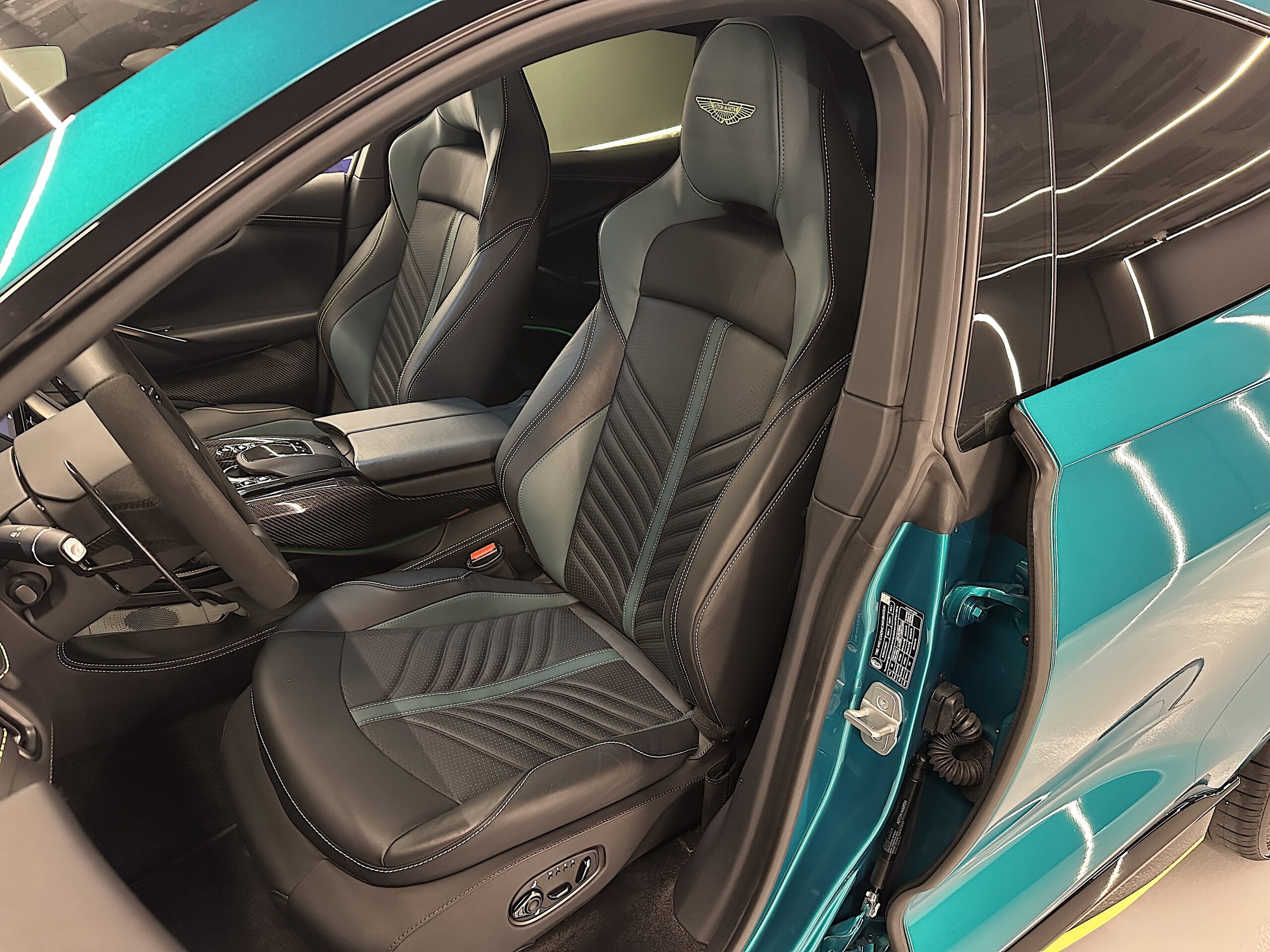 Aston Martin DBX707 2024 "AMR23" EDITION - Imagen 14