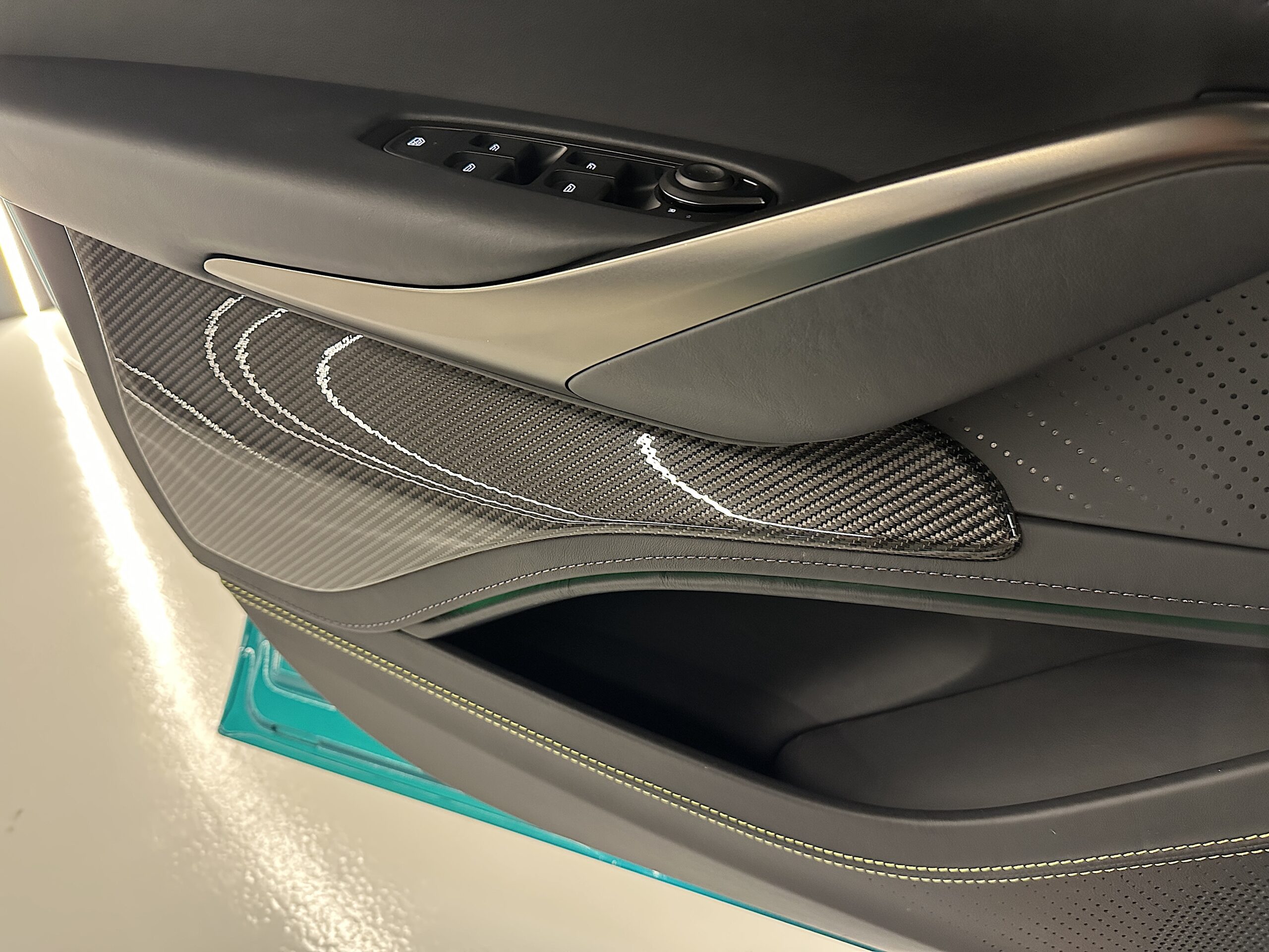 Aston Martin DBX707 2024 "AMR23" EDITION - Imagen 18