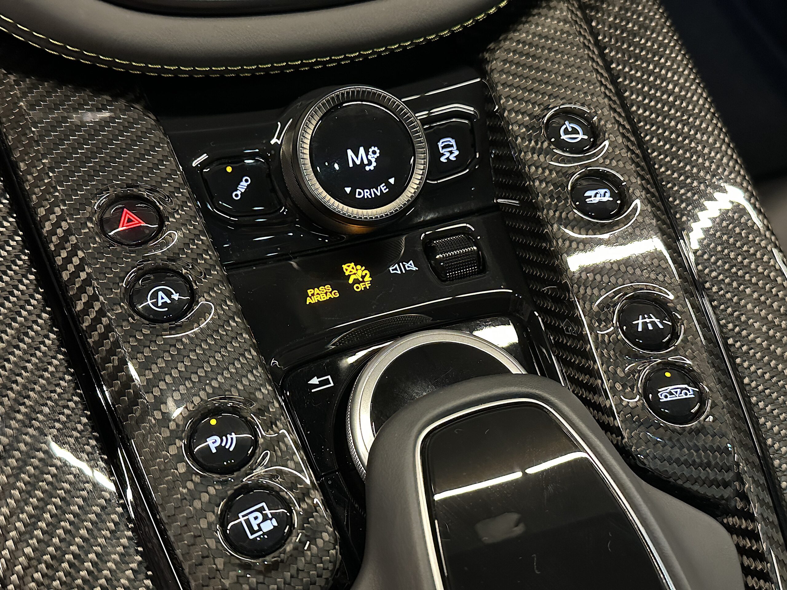 Aston Martin DBX707 2024 "AMR23" EDITION - Imagen 21