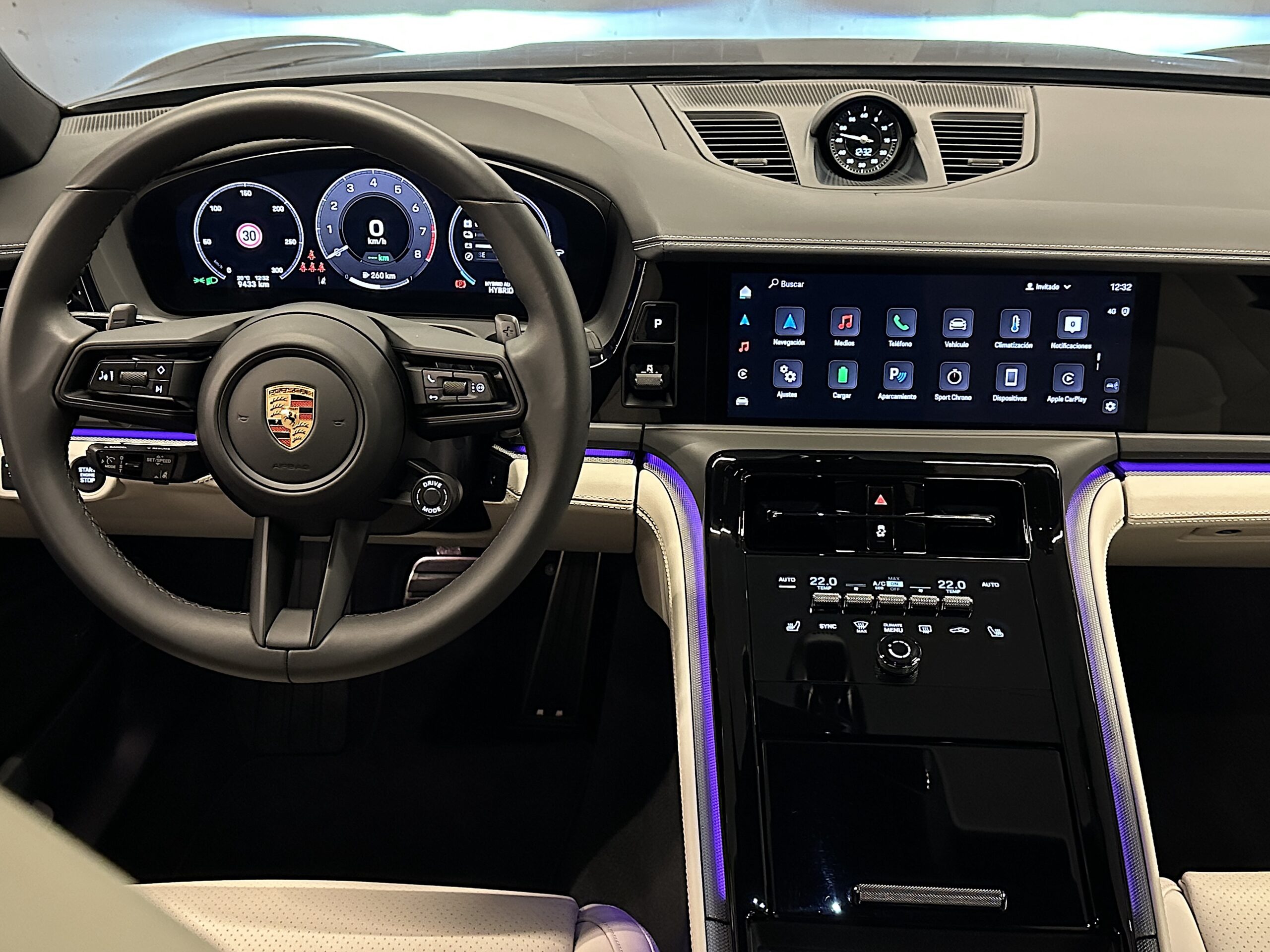 Porsche Panamera 4 E-Hybrid 2025 "NACIONAL" - Imagen 18