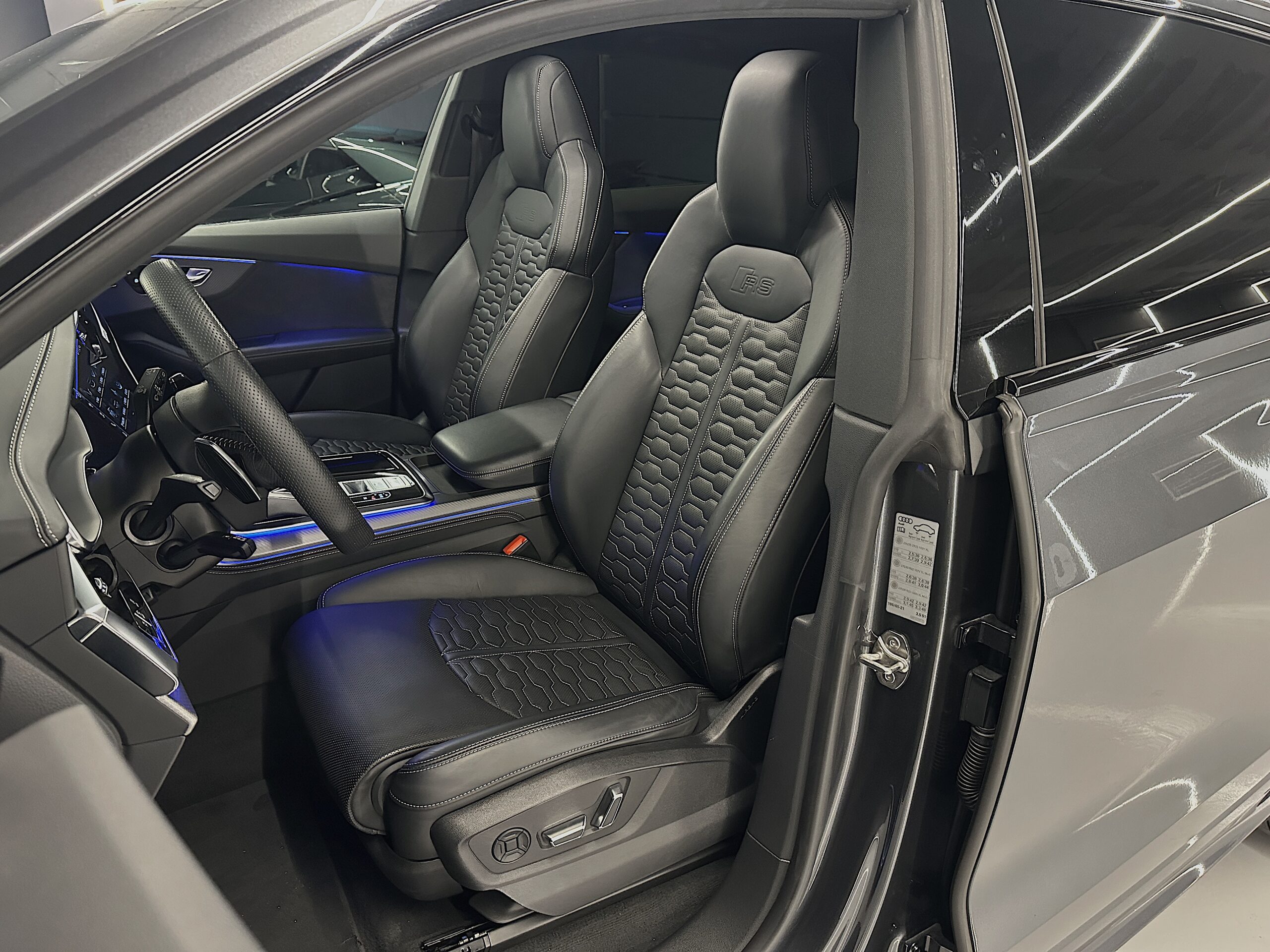 Audi RS Q8 "NACIONAL" - Imagen 13