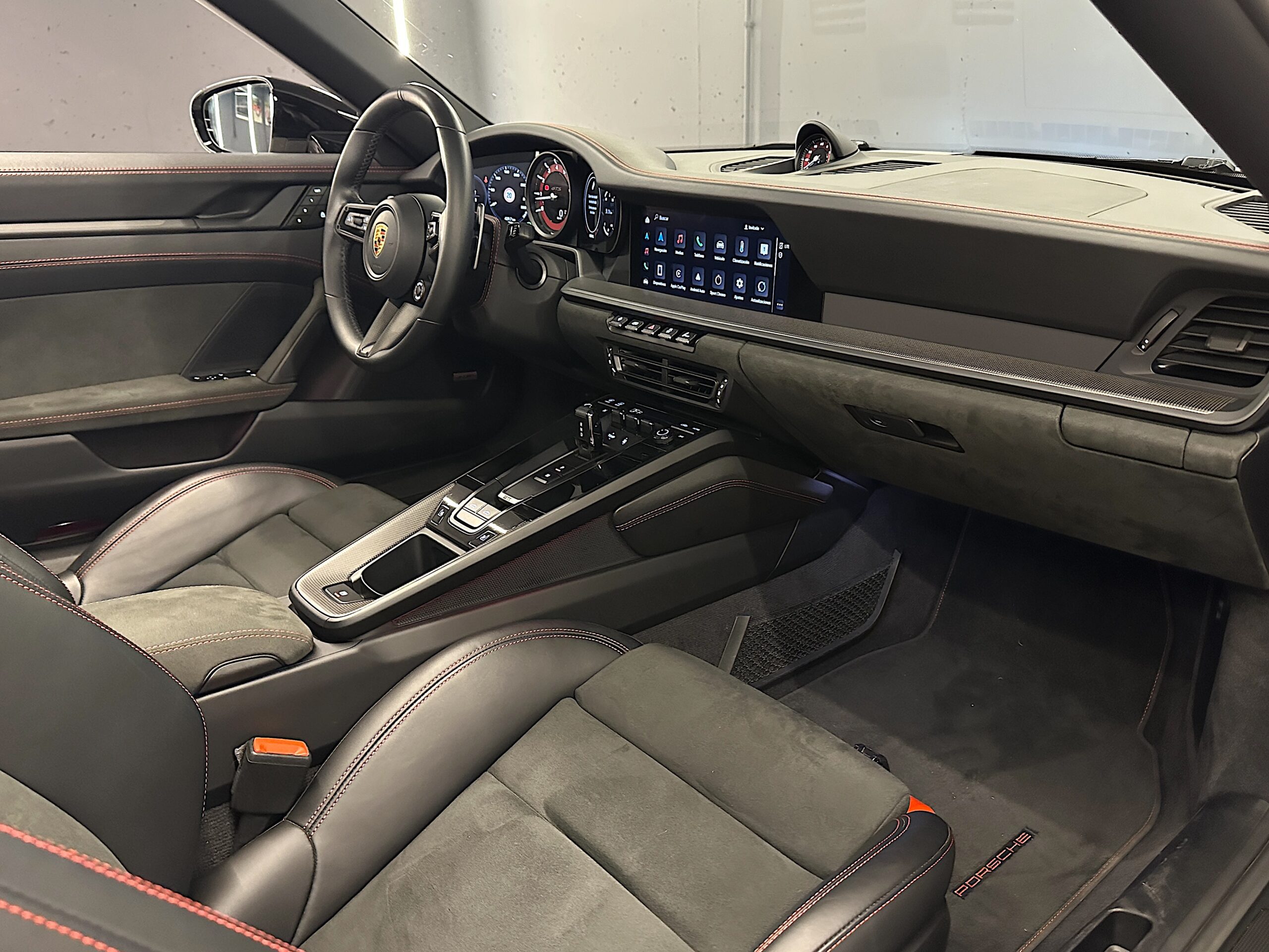 Porsche 992 Targa 4 GTS "FULL EXTRAS" - Imagen 13