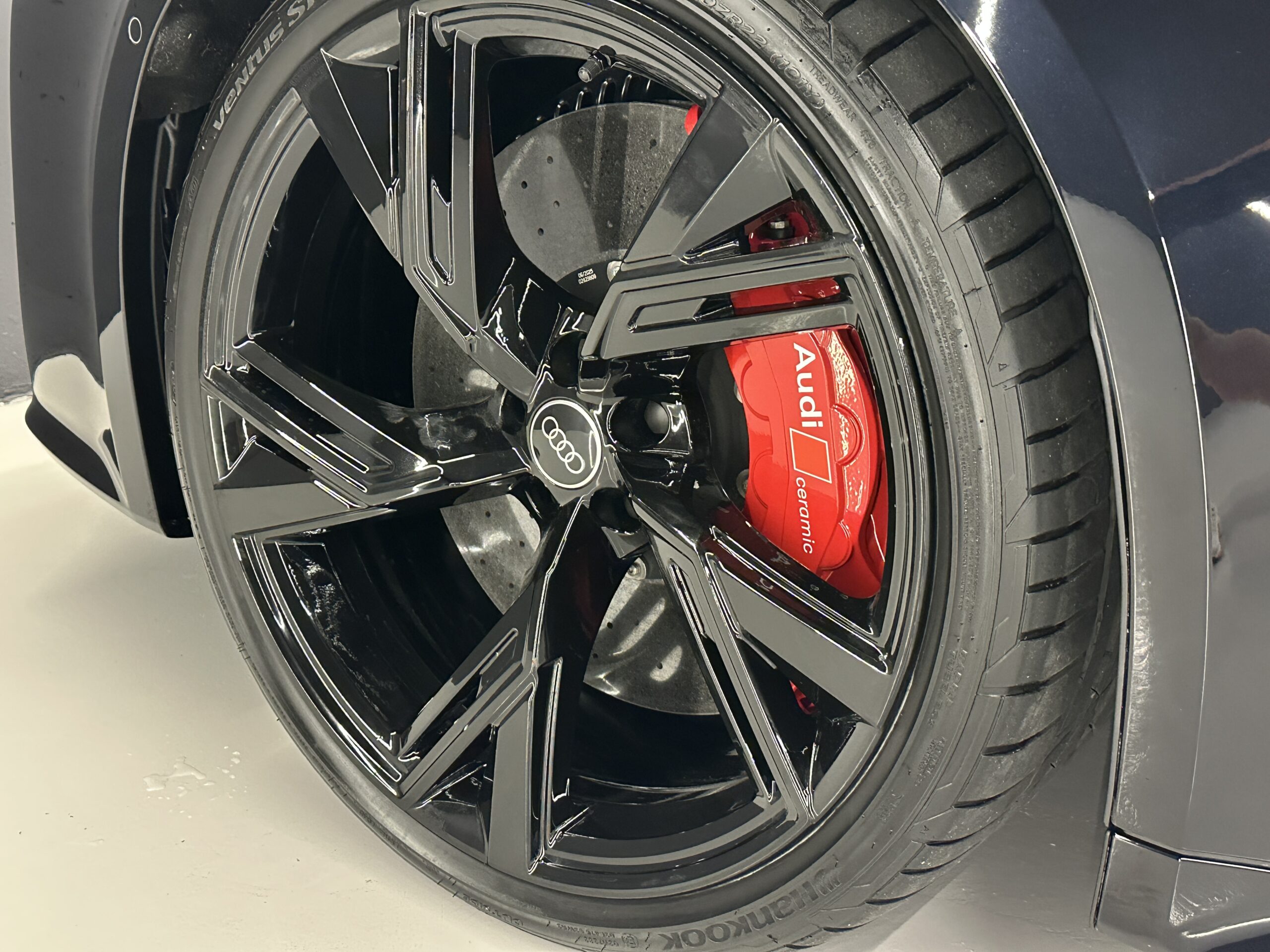 Audi RS 6 Performance 2025 "FRENOS CERAMICOS" - Imagen 10