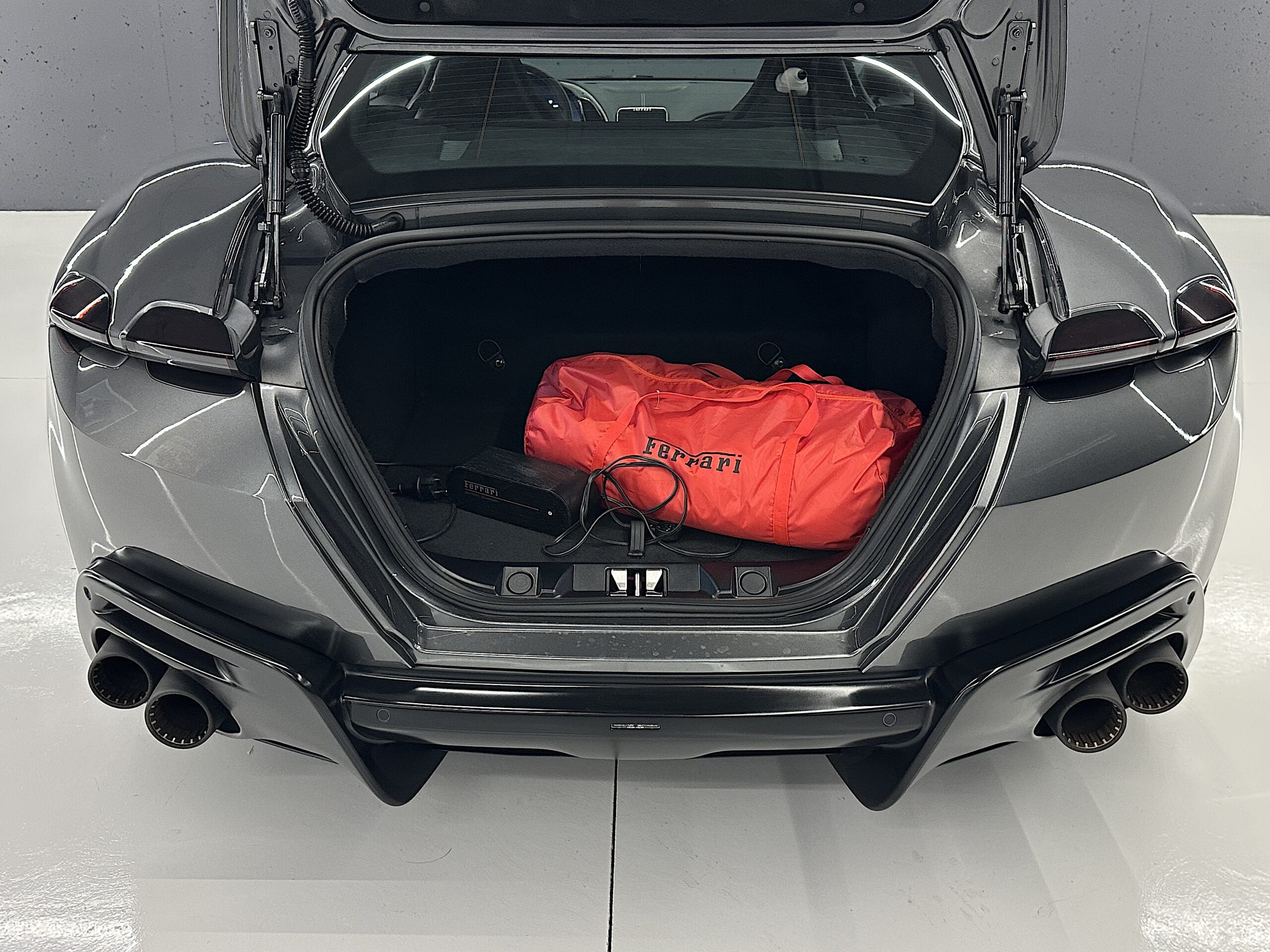 Ferrari Roma "12.000 KM" - Imagen 24