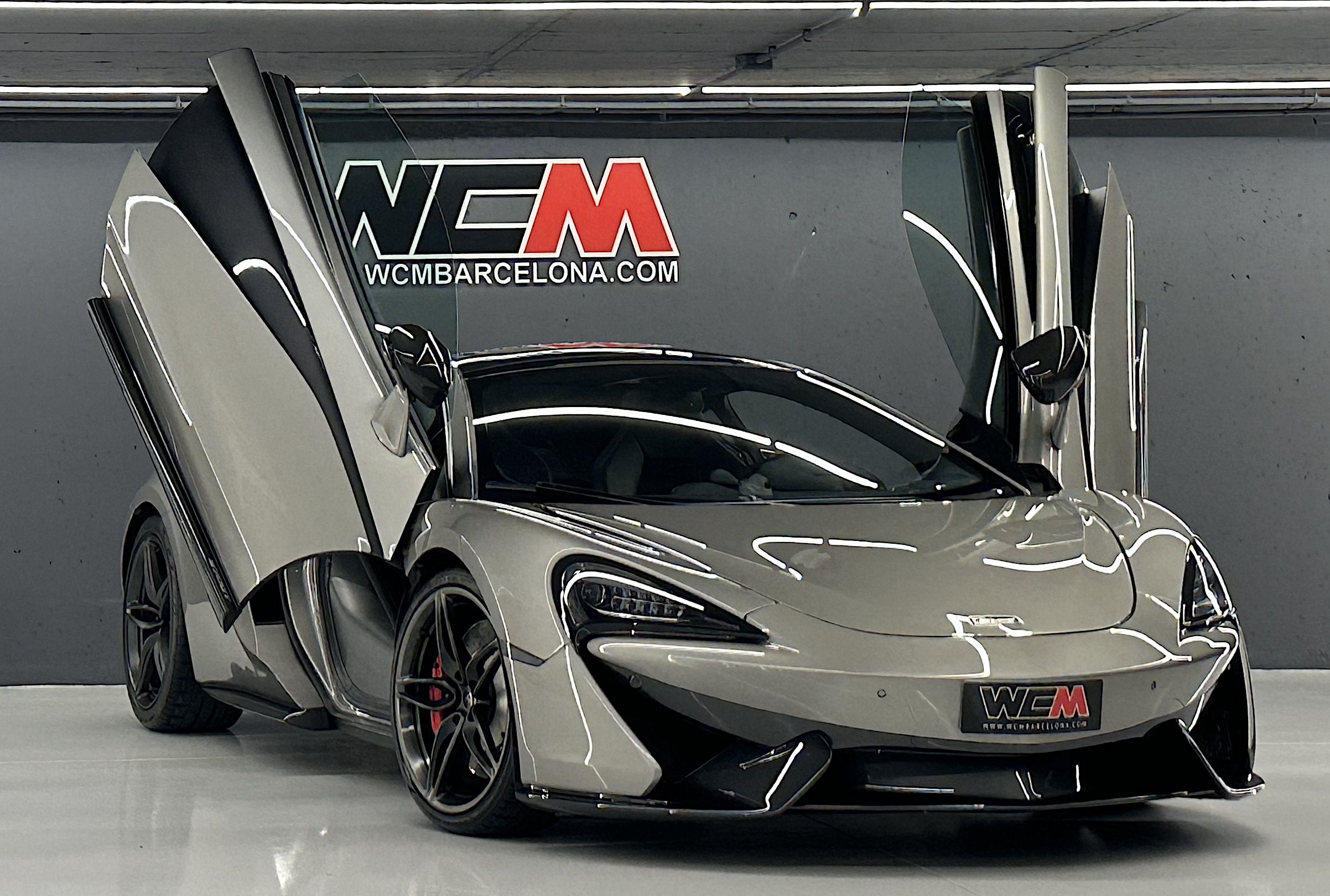 McLaren 570GT