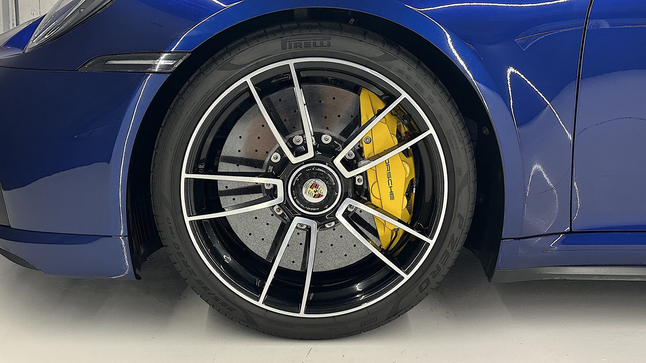 Porsche 992 Turbo S - WCM Barcelona