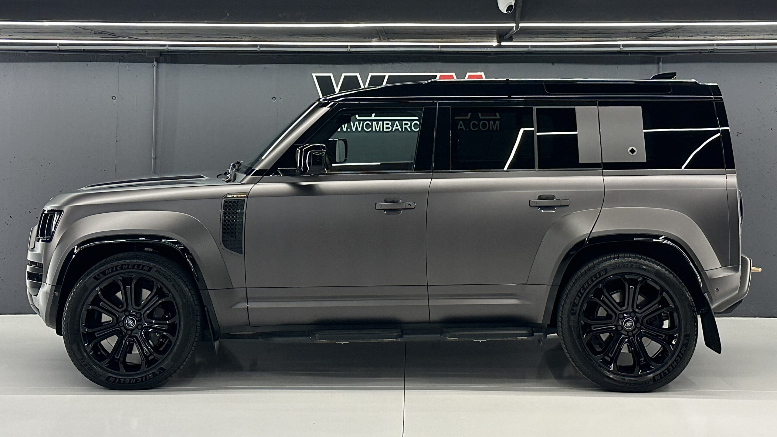 Land Rover Defender Octa - WCM Barcelona