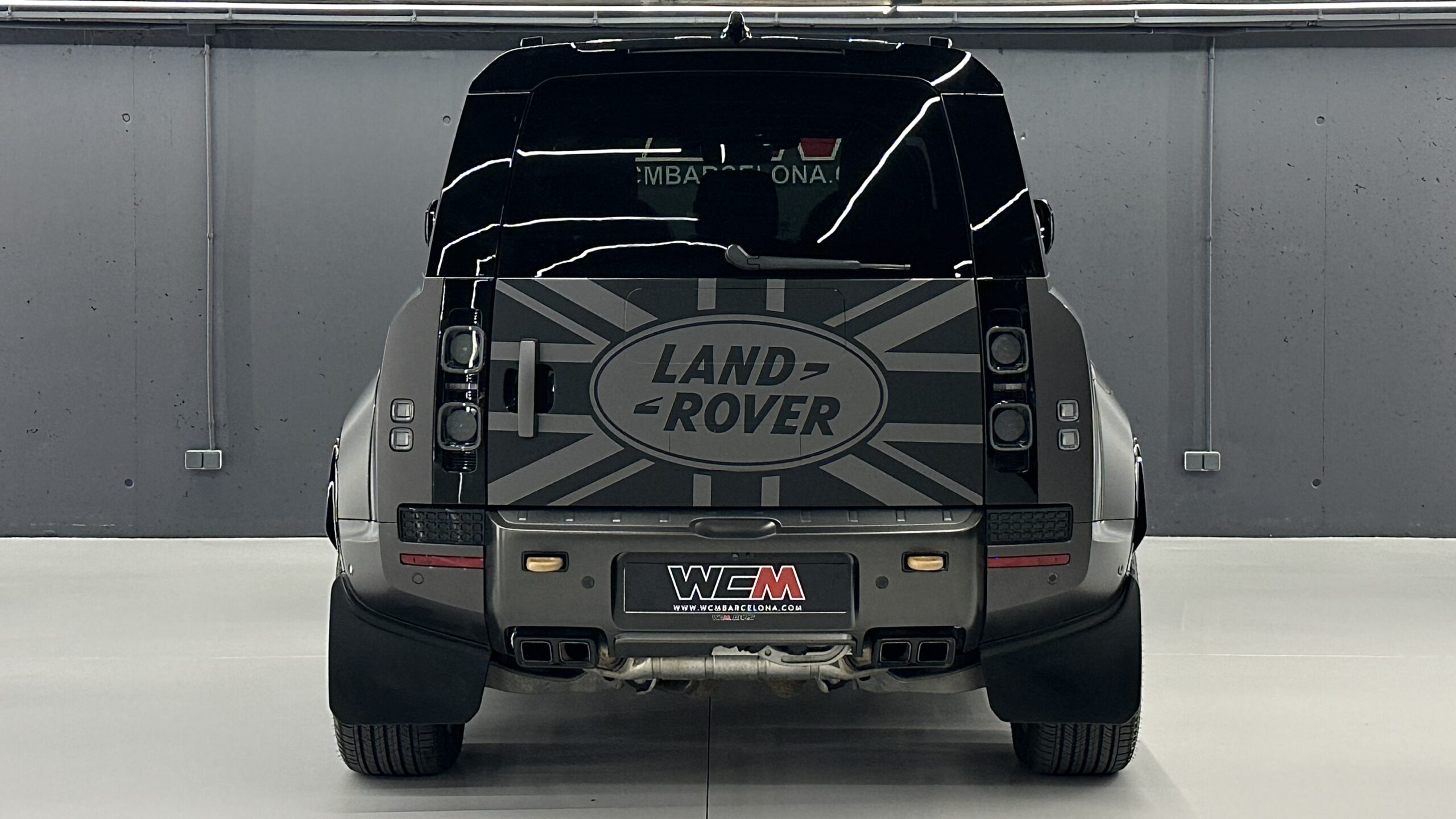Land Rover Defender Octa - WCM Barcelona